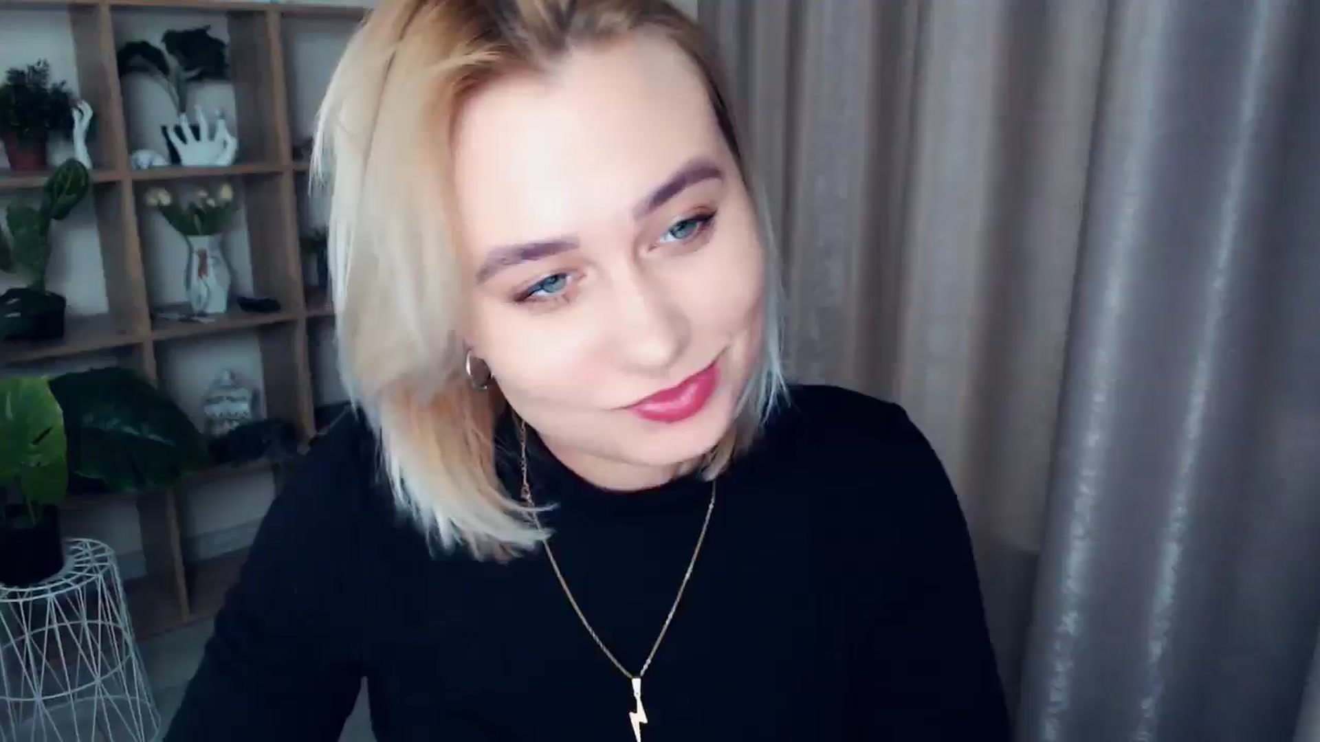 Gallery image thumbnail from Kukla_kolduna's myfreecams stream on, 01/08/2025, 19:07 image 15 of 20