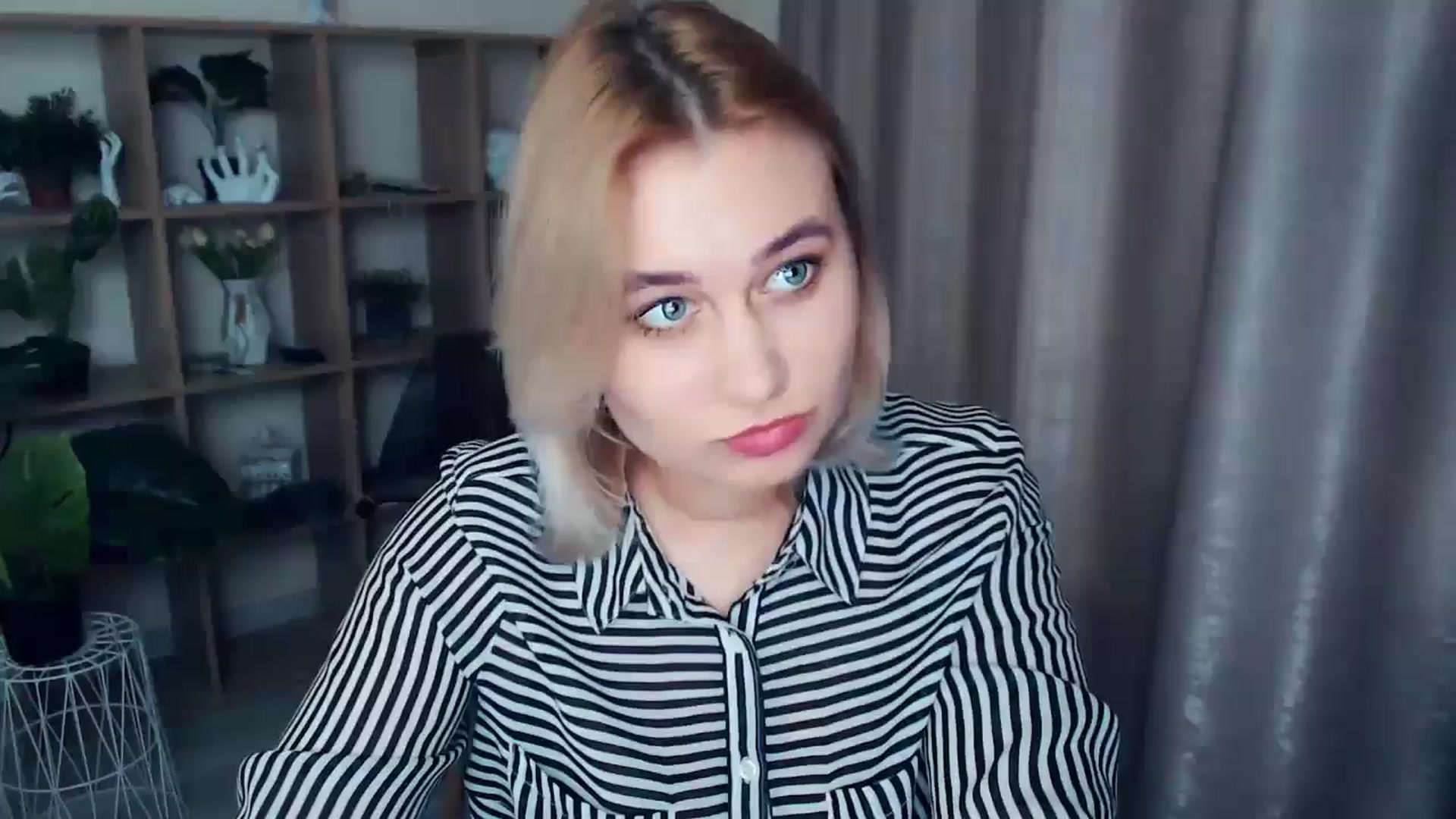 Gallery image thumbnail from Kukla_kolduna's myfreecams stream on, 01/09/2025, 16:47 image 16 of 20