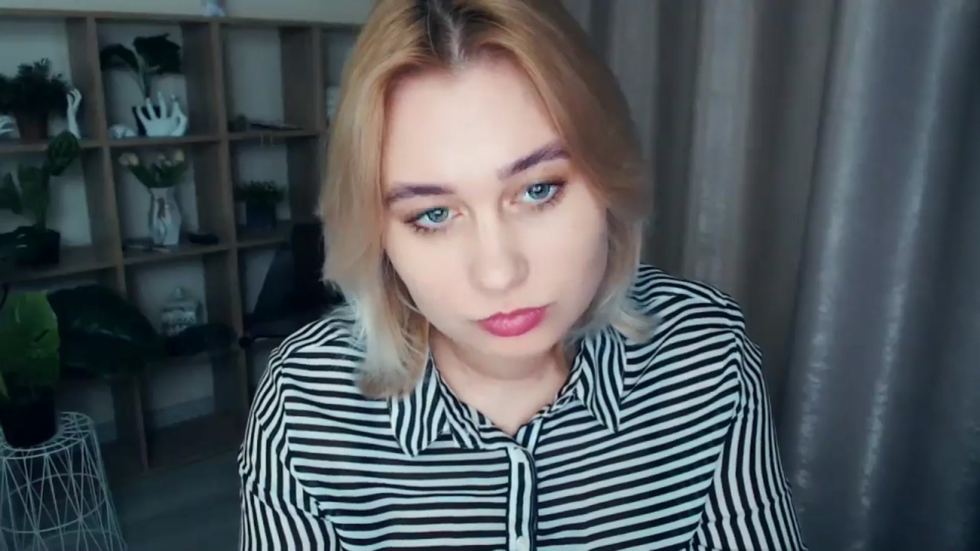 Gallery image thumbnail from Kukla_kolduna's myfreecams stream on, 01/09/2025, 16:47 image 2 of 20