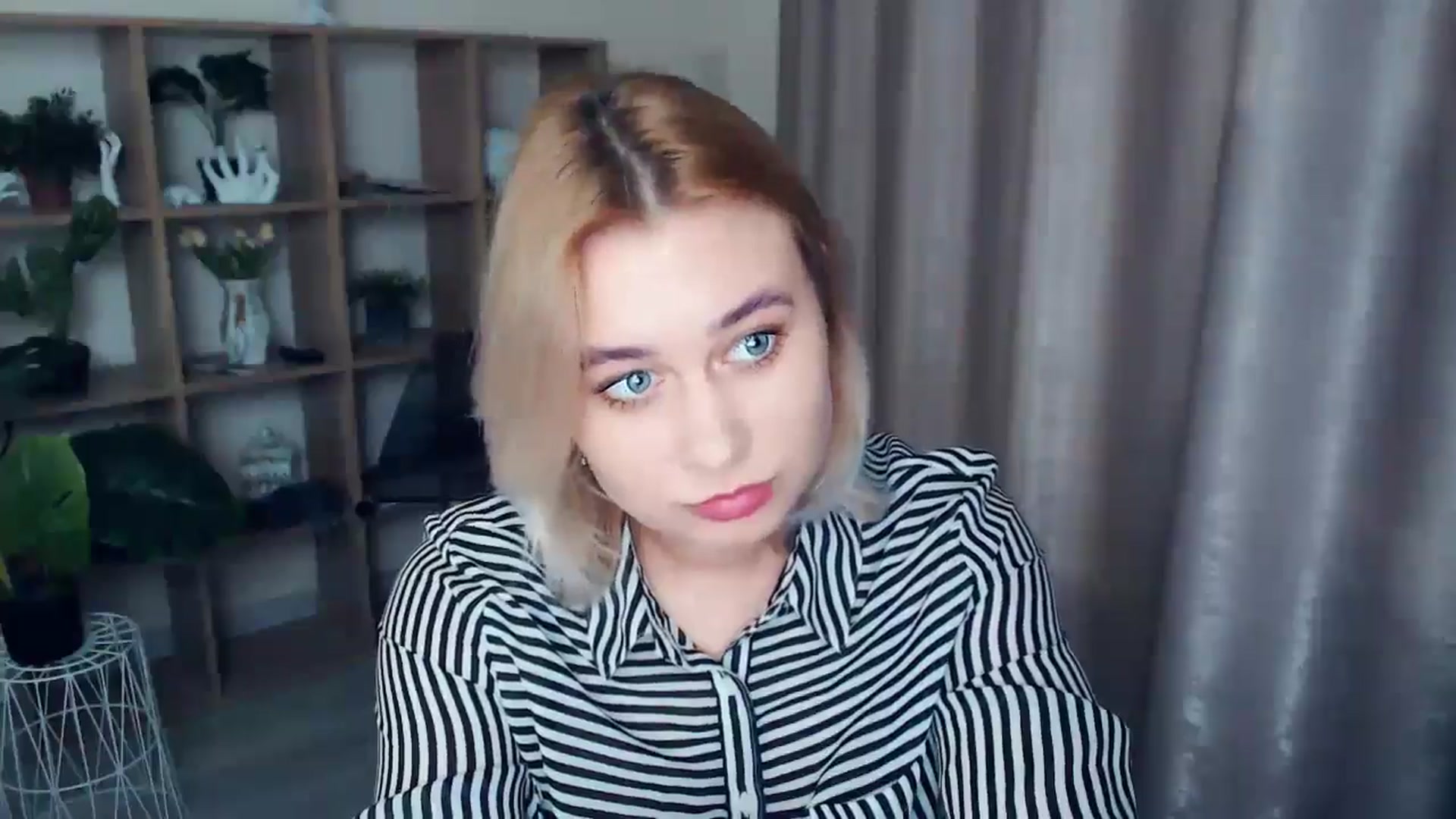 Gallery image thumbnail from Kukla_kolduna's myfreecams stream on, 01/09/2025, 16:47 image 18 of 20