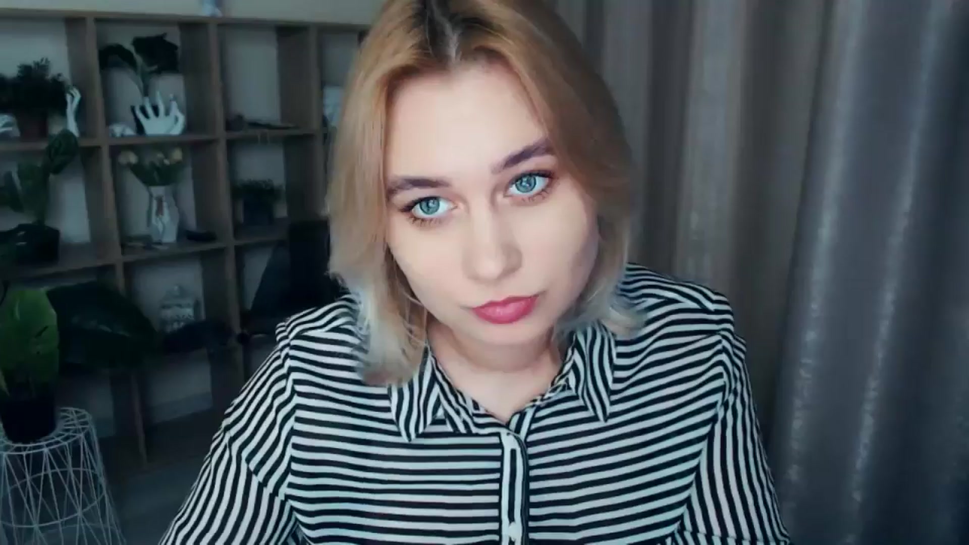 Gallery image thumbnail from Kukla_kolduna's myfreecams stream on, 01/09/2025, 16:47 image 3 of 20