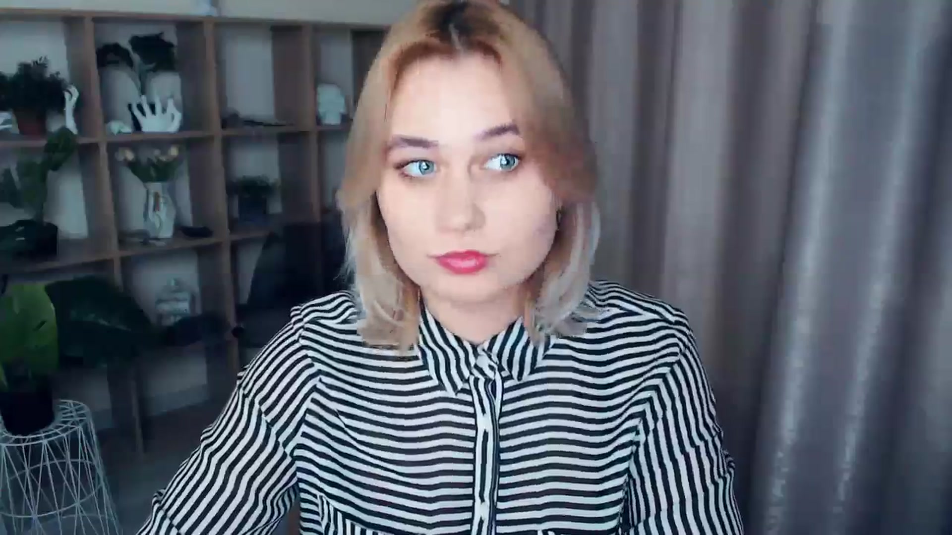 Gallery image thumbnail from Kukla_kolduna's myfreecams stream on, 01/09/2025, 17:49 image 4 of 20