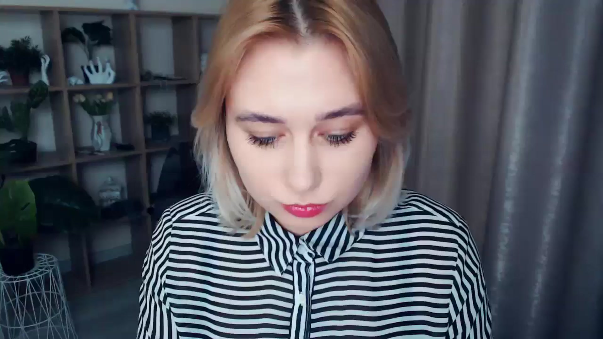 Gallery image thumbnail from Kukla_kolduna's myfreecams stream on, 01/09/2025, 17:49 image 1 of 20
