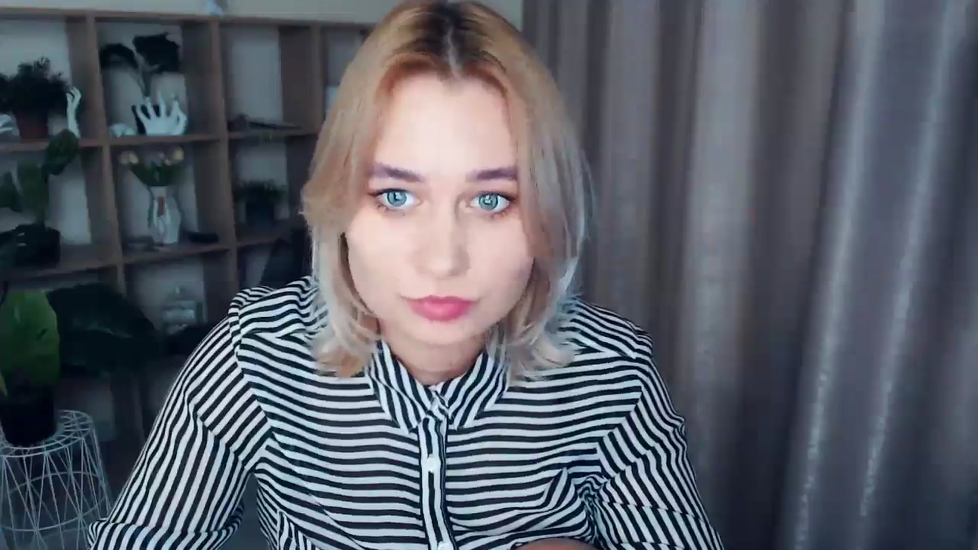 Gallery image thumbnail from Kukla_kolduna's myfreecams stream on, 01/09/2025, 19:03 image 17 of 20