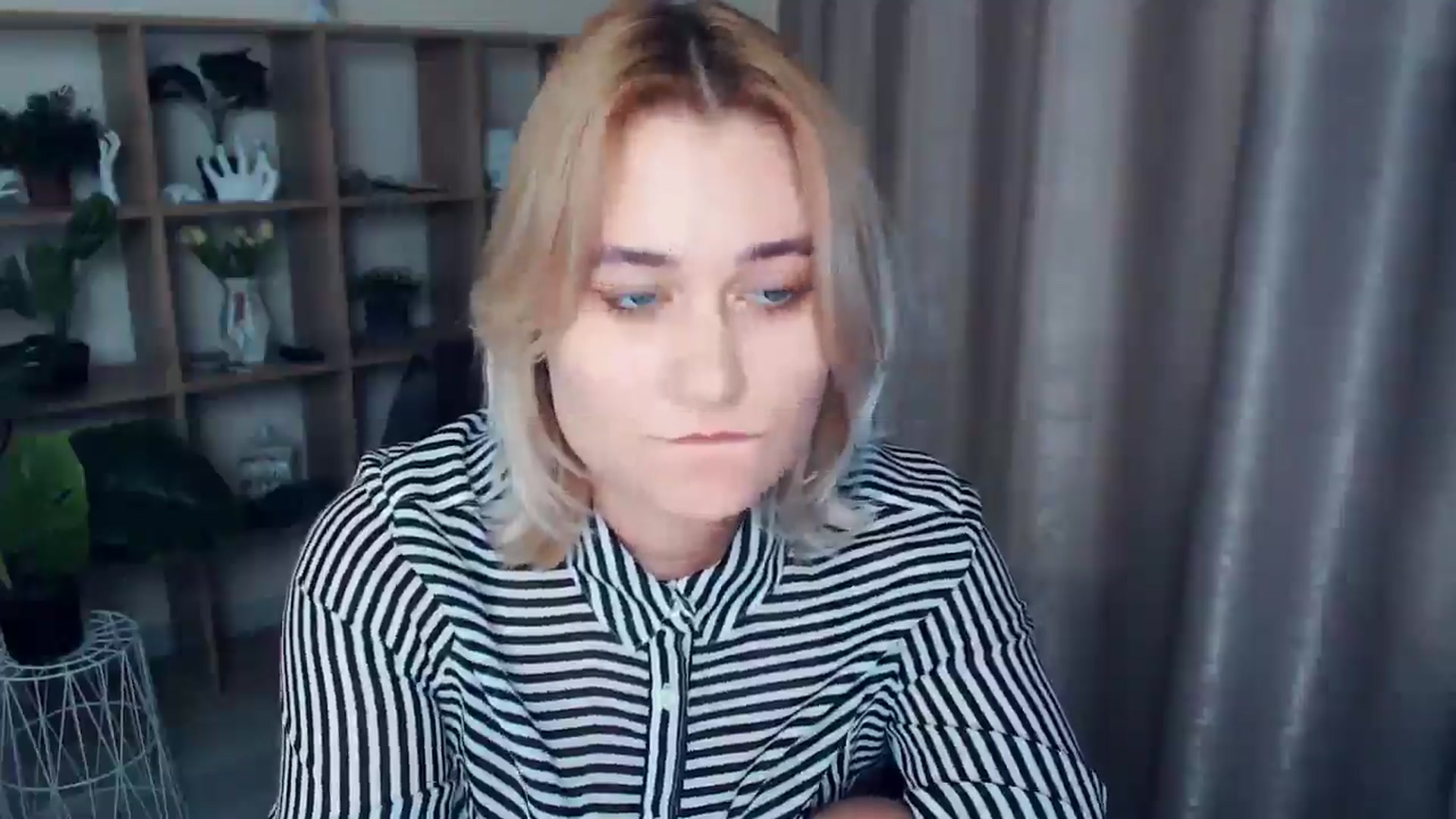 Gallery image thumbnail from Kukla_kolduna's myfreecams stream on, 01/09/2025, 19:03 image 16 of 20