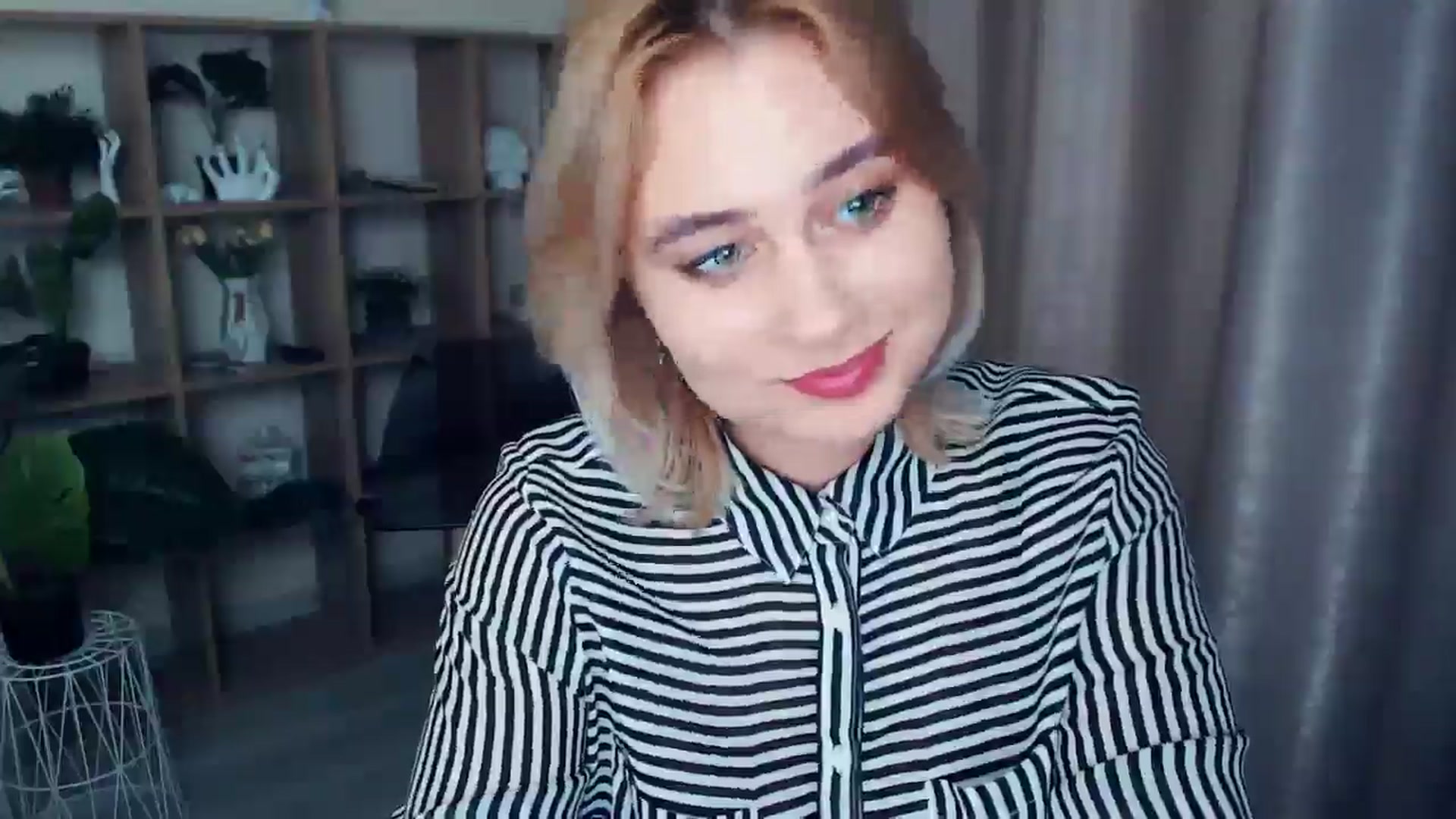 Gallery image thumbnail from Kukla_kolduna's myfreecams stream on, 01/09/2025, 19:03 image 5 of 20