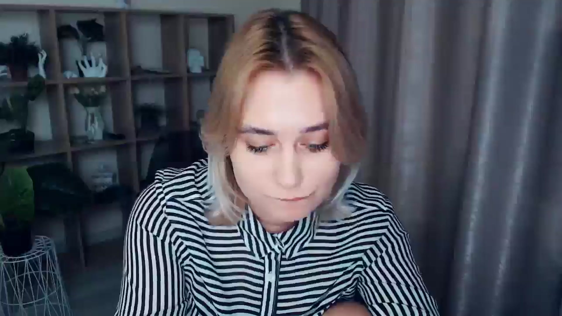 Gallery image thumbnail from Kukla_kolduna's myfreecams stream on, 01/09/2025, 19:03 image 19 of 20