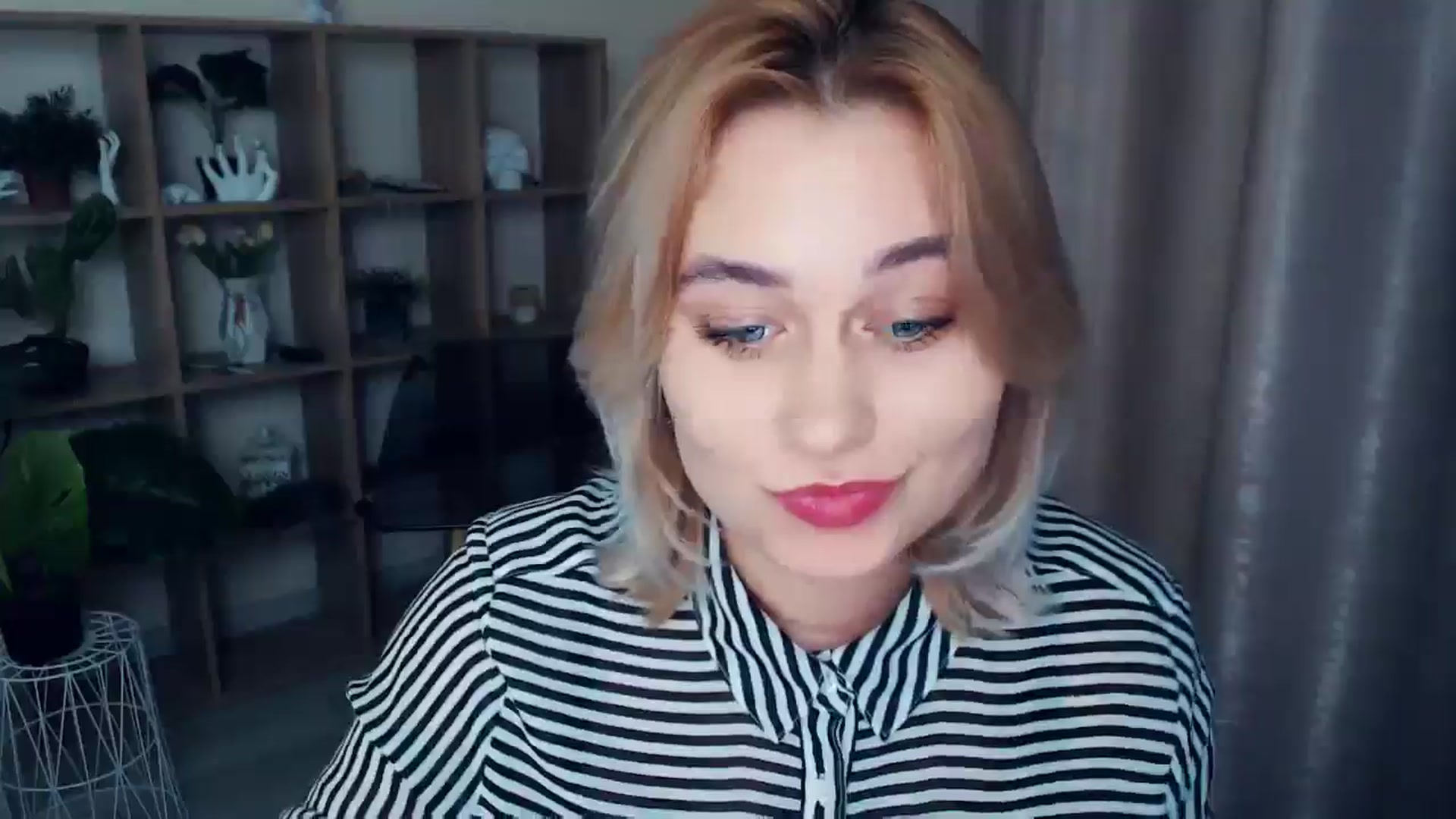 Gallery image thumbnail from Kukla_kolduna's myfreecams stream on, 01/09/2025, 19:03 image 4 of 20