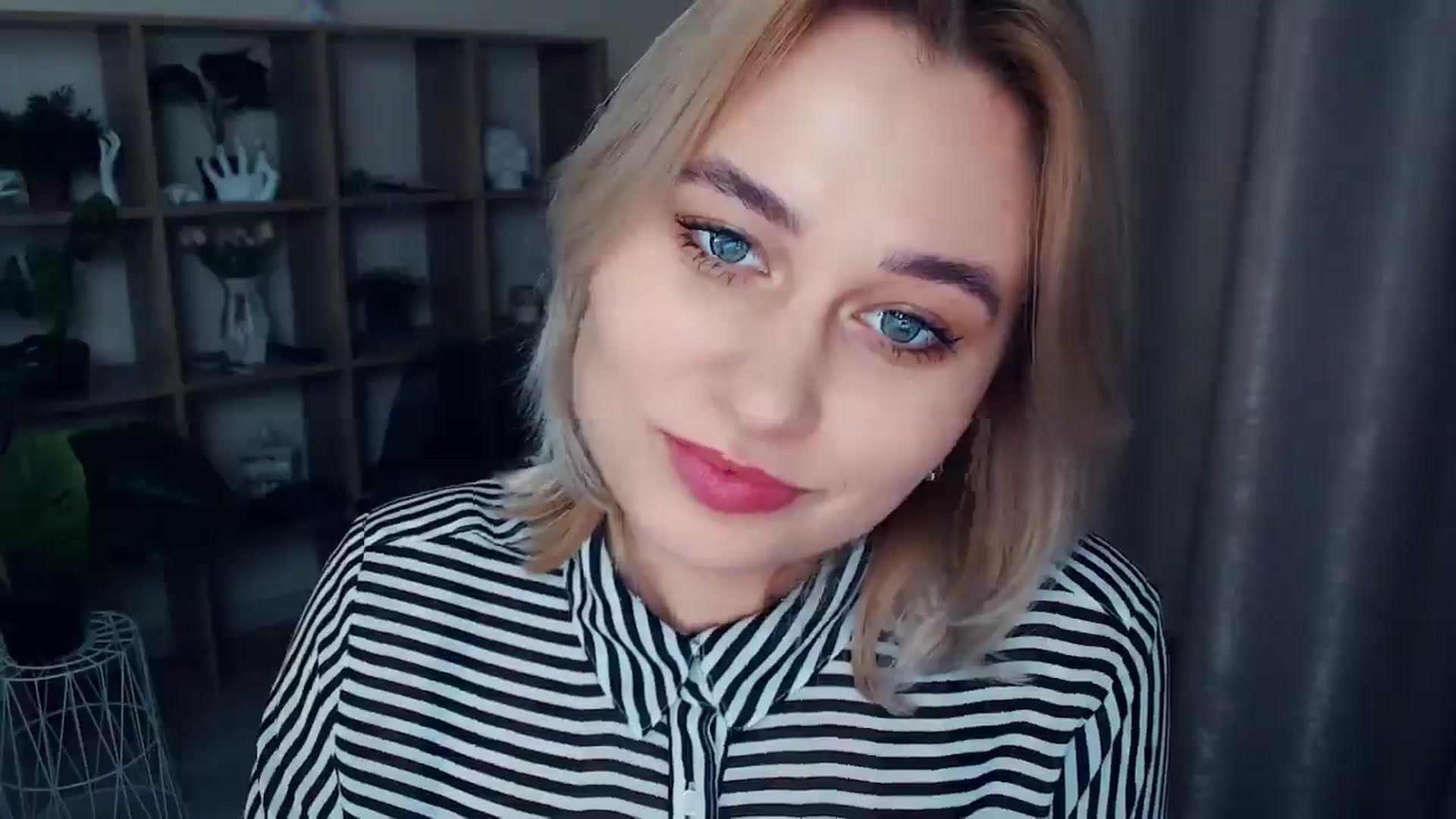 Gallery image thumbnail from Kukla_kolduna's myfreecams stream on, 01/09/2025, 19:03 image 9 of 20