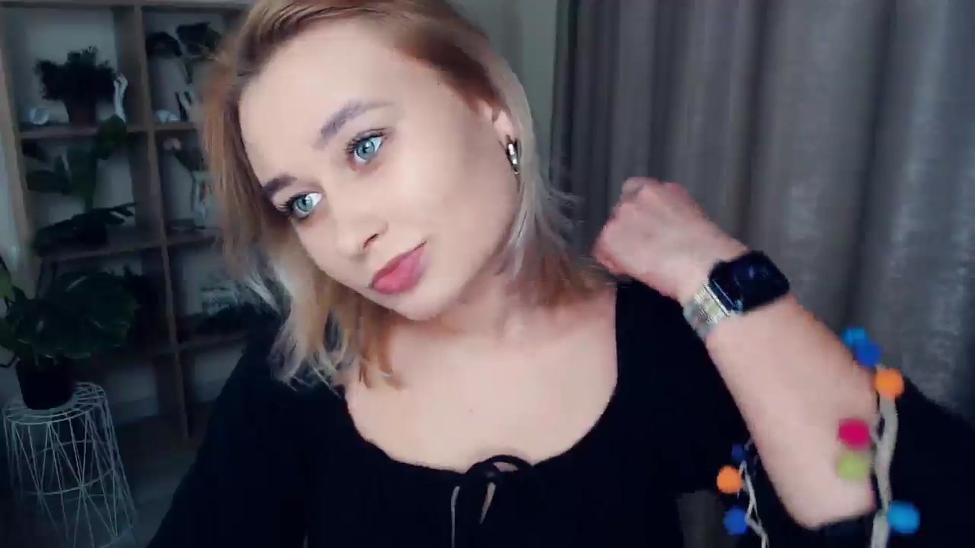Gallery image thumbnail from Kukla_kolduna's myfreecams stream on, 01/10/2025, 16:48 image 2 of 20