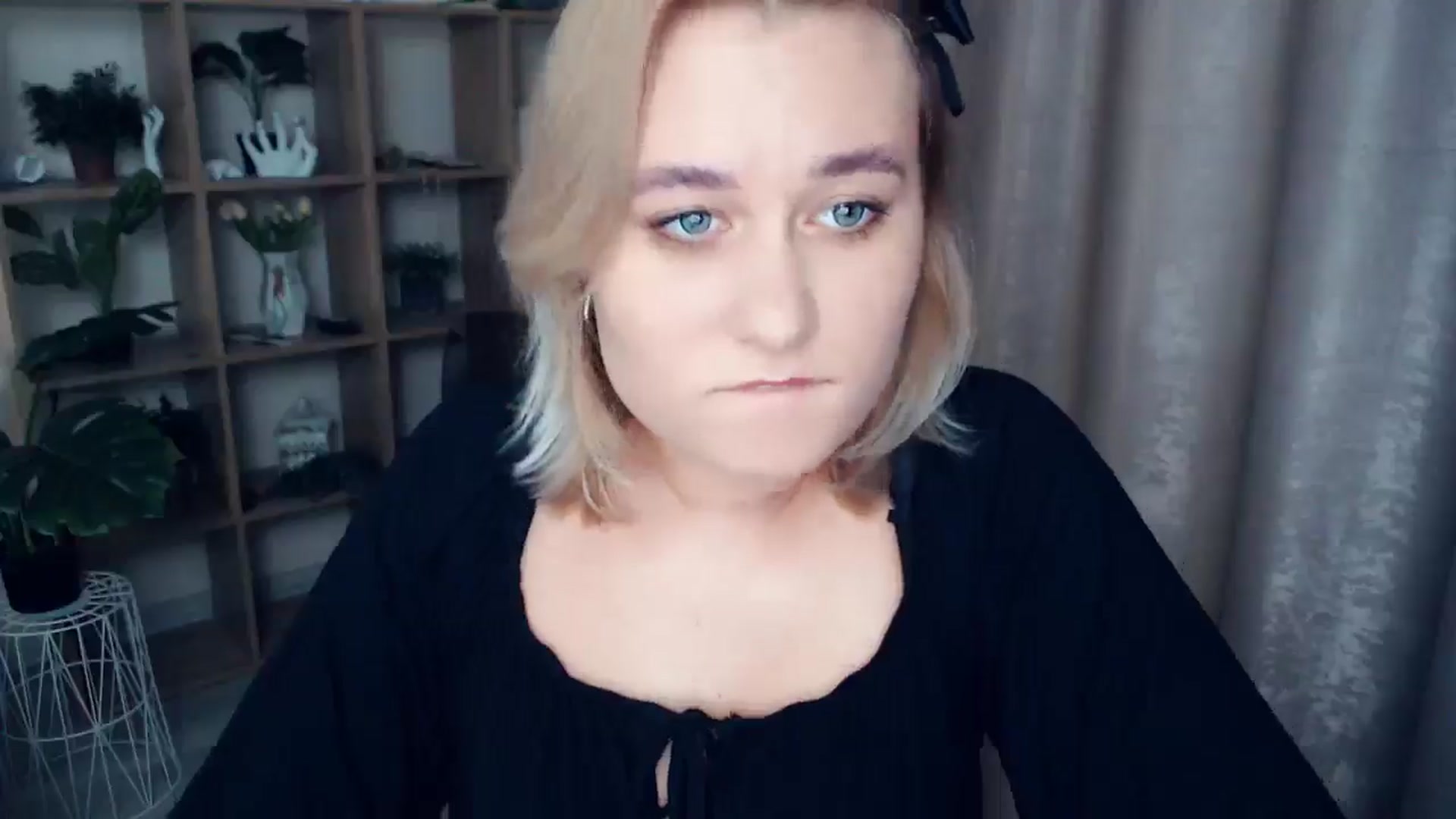 Gallery image thumbnail from Kukla_kolduna's myfreecams stream on, 01/10/2025, 16:48 image 14 of 20
