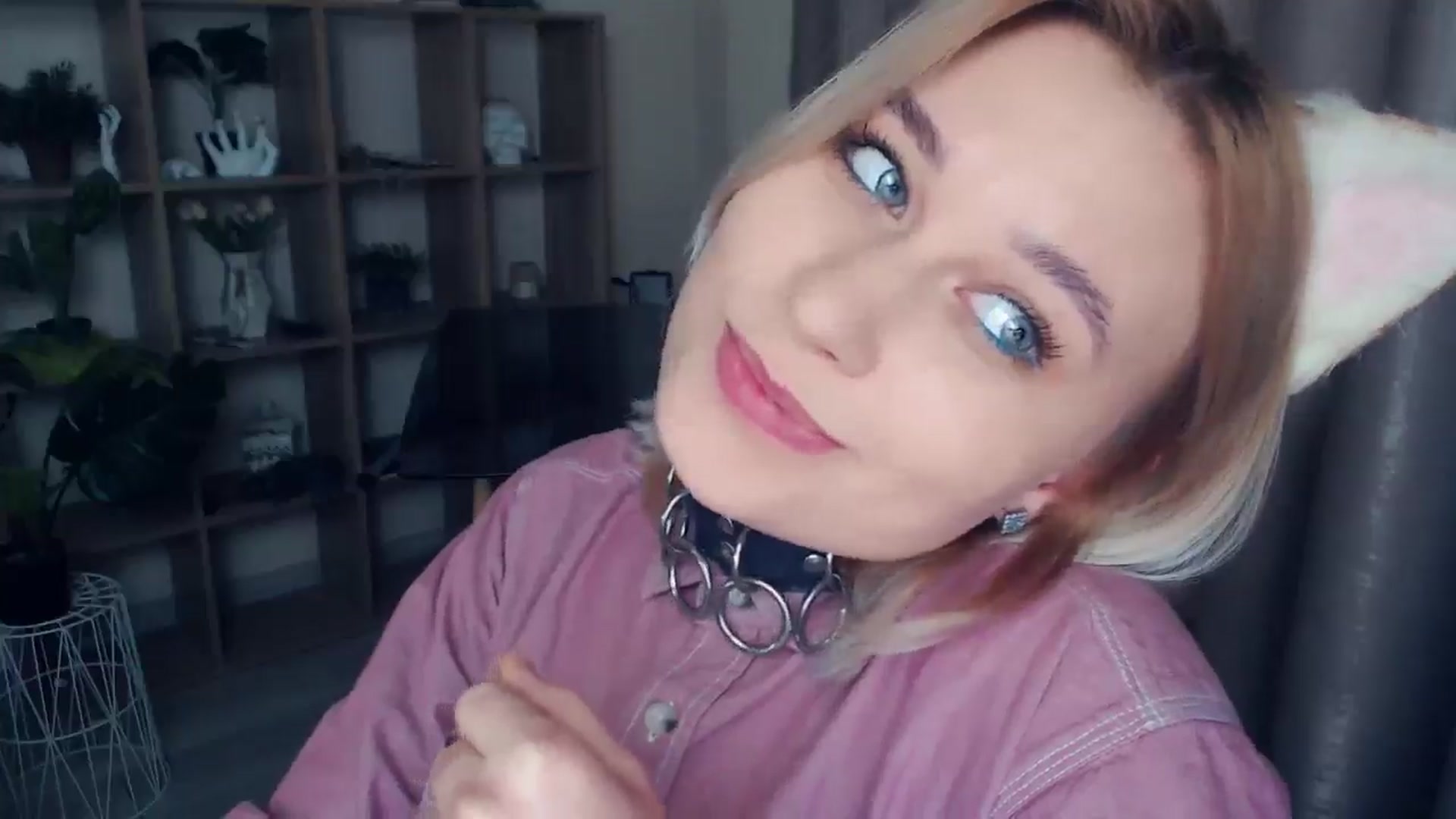 Gallery image thumbnail from Kukla_kolduna's myfreecams stream on, 01/11/2025, 17:27 image 13 of 20