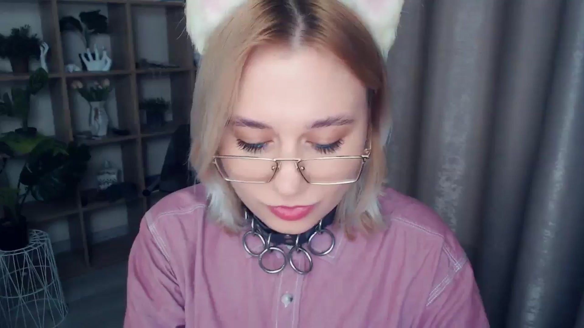 Gallery image thumbnail from Kukla_kolduna's myfreecams stream on, 01/11/2025, 17:27 image 15 of 20