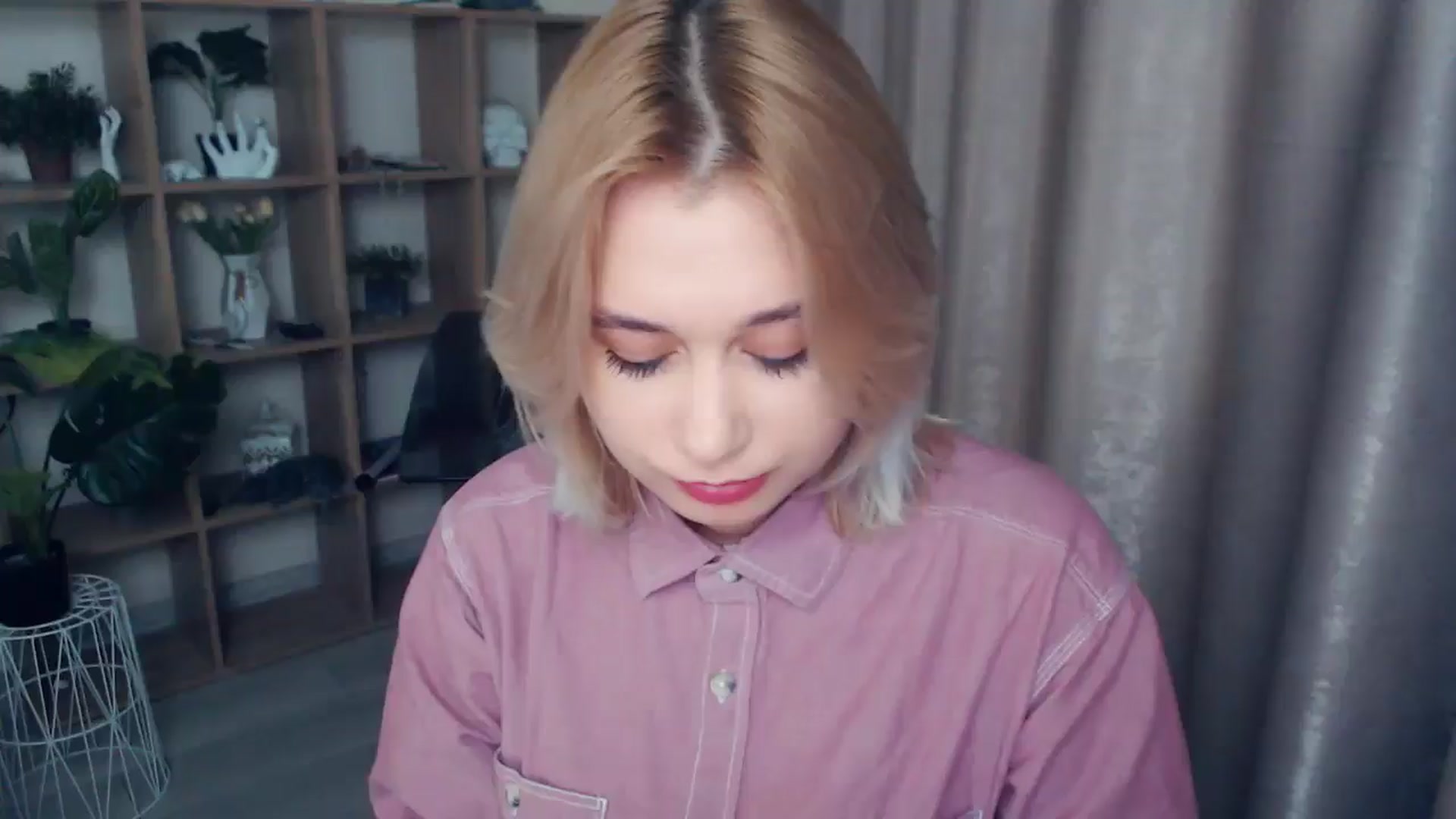 Gallery image thumbnail from Kukla_kolduna's myfreecams stream on, 01/11/2025, 17:27 image 1 of 20