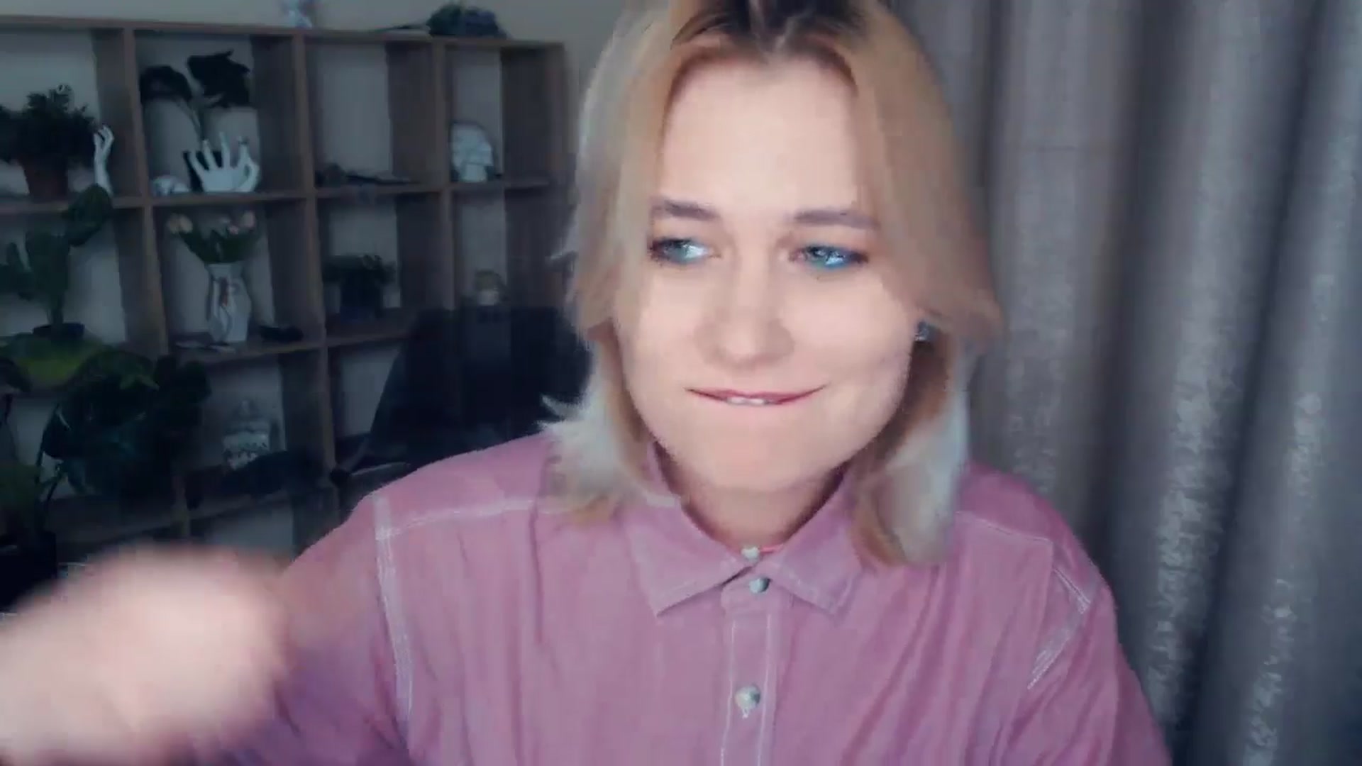 Gallery image thumbnail from Kukla_kolduna's myfreecams stream on, 01/11/2025, 19:15 image 15 of 20