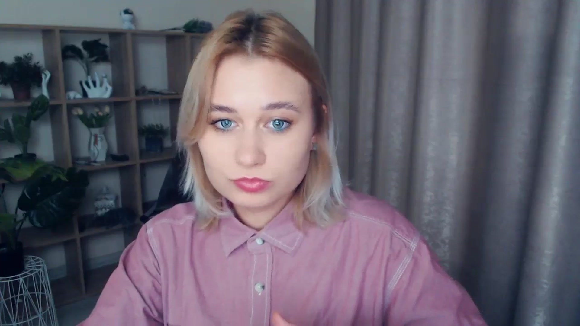 Gallery image thumbnail from Kukla_kolduna's myfreecams stream on, 01/11/2025, 19:15 image 3 of 20