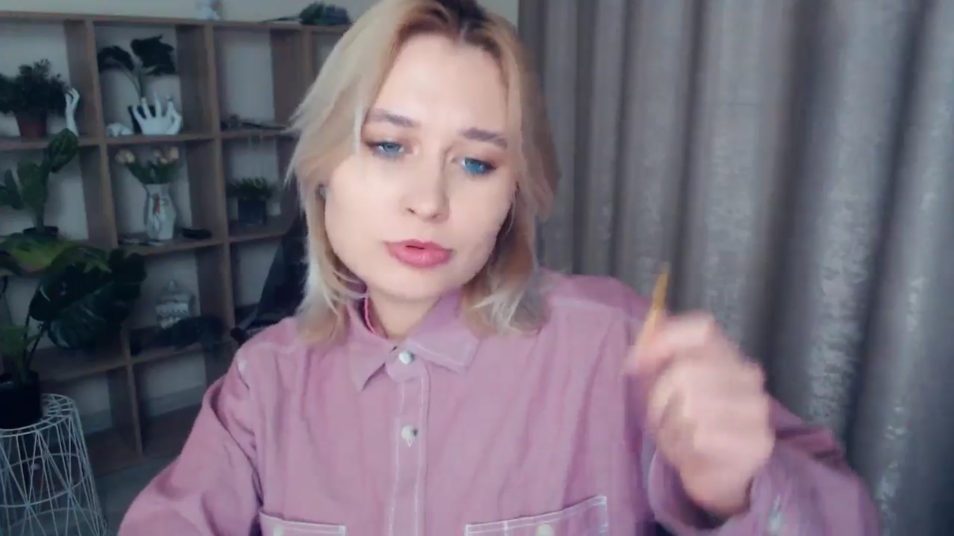 Gallery image thumbnail from Kukla_kolduna's myfreecams stream on, 01/11/2025, 19:15 image 18 of 20