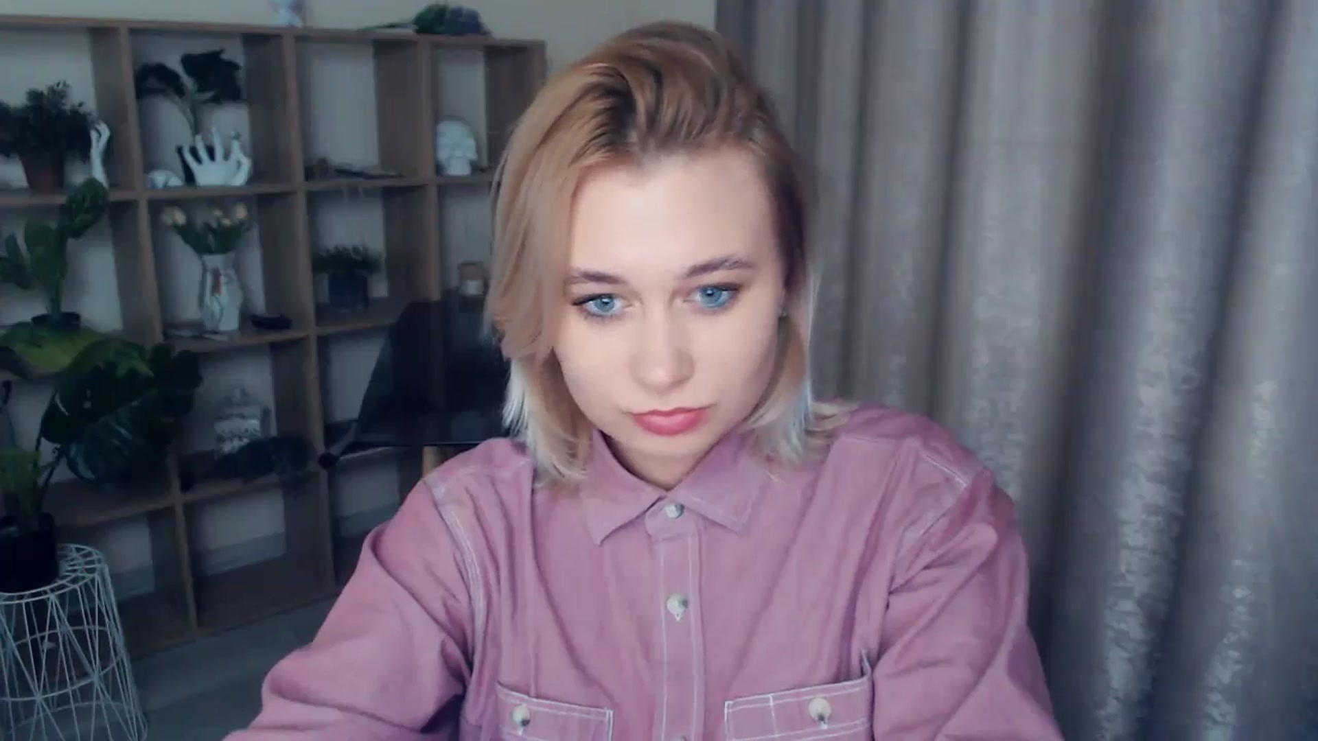 Gallery image thumbnail from Kukla_kolduna's myfreecams stream on, 01/11/2025, 19:15 image 10 of 20