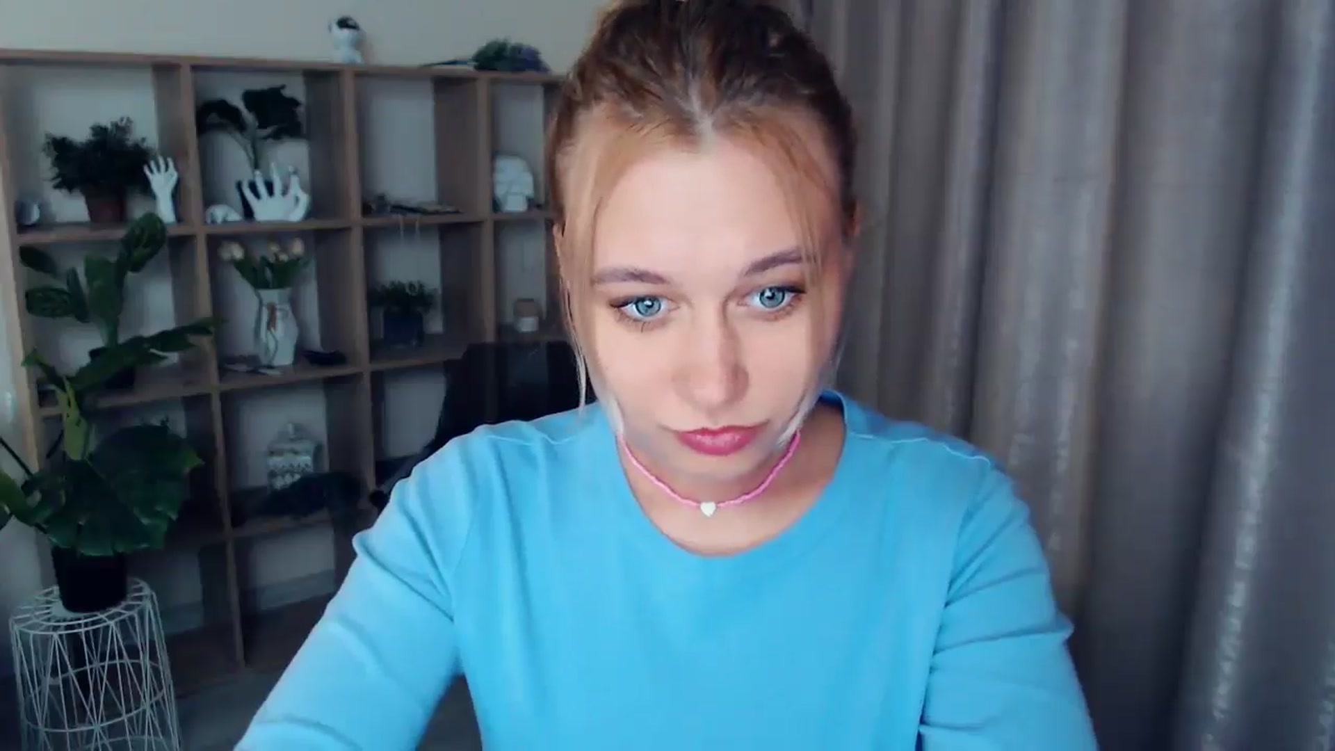 Gallery image thumbnail from Kukla_kolduna's myfreecams stream on, 02/07/2025, 16:18 image 6 of 20
