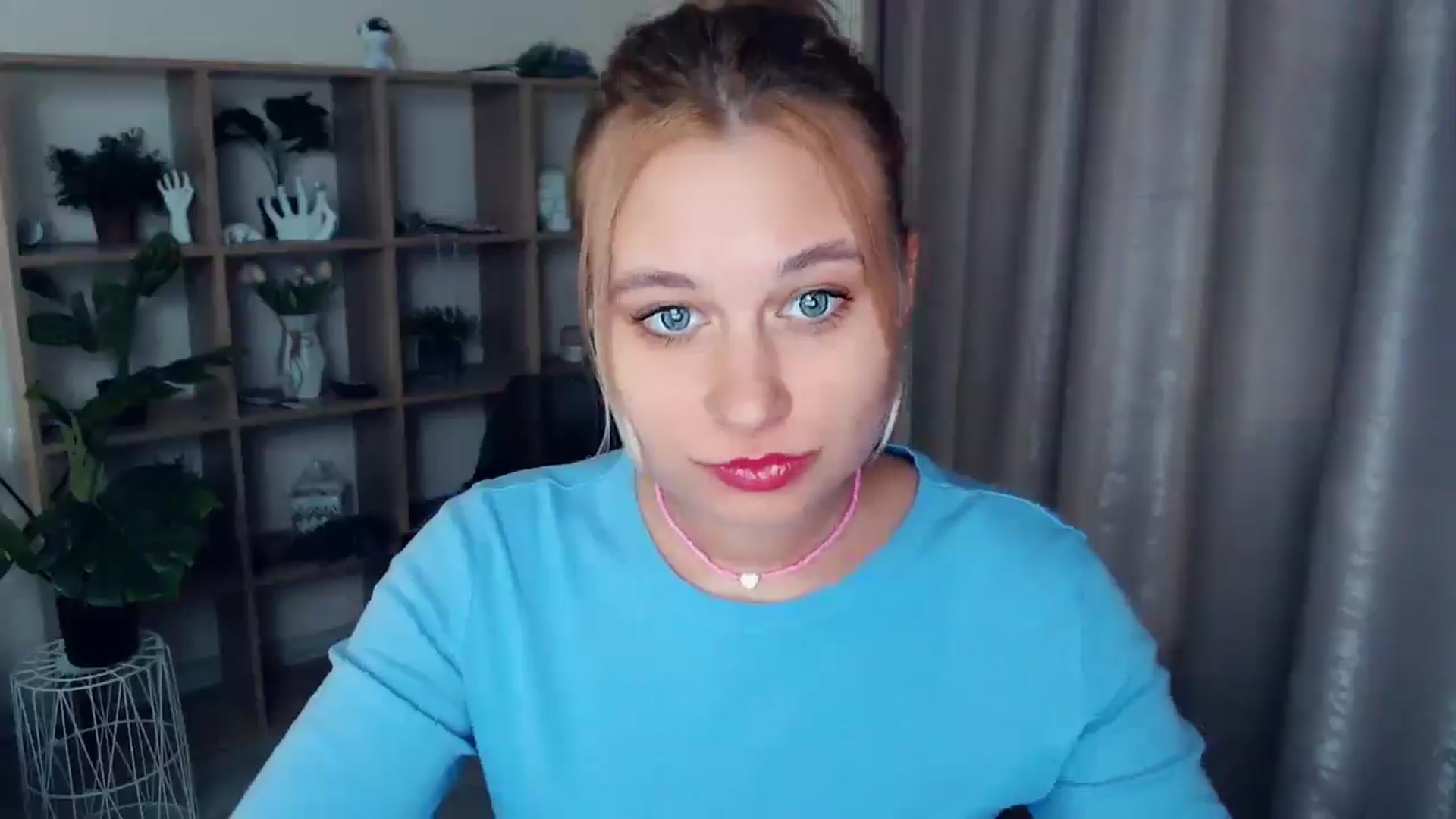 Gallery image thumbnail from Kukla_kolduna's myfreecams stream on, 02/07/2025, 16:18 image 7 of 20