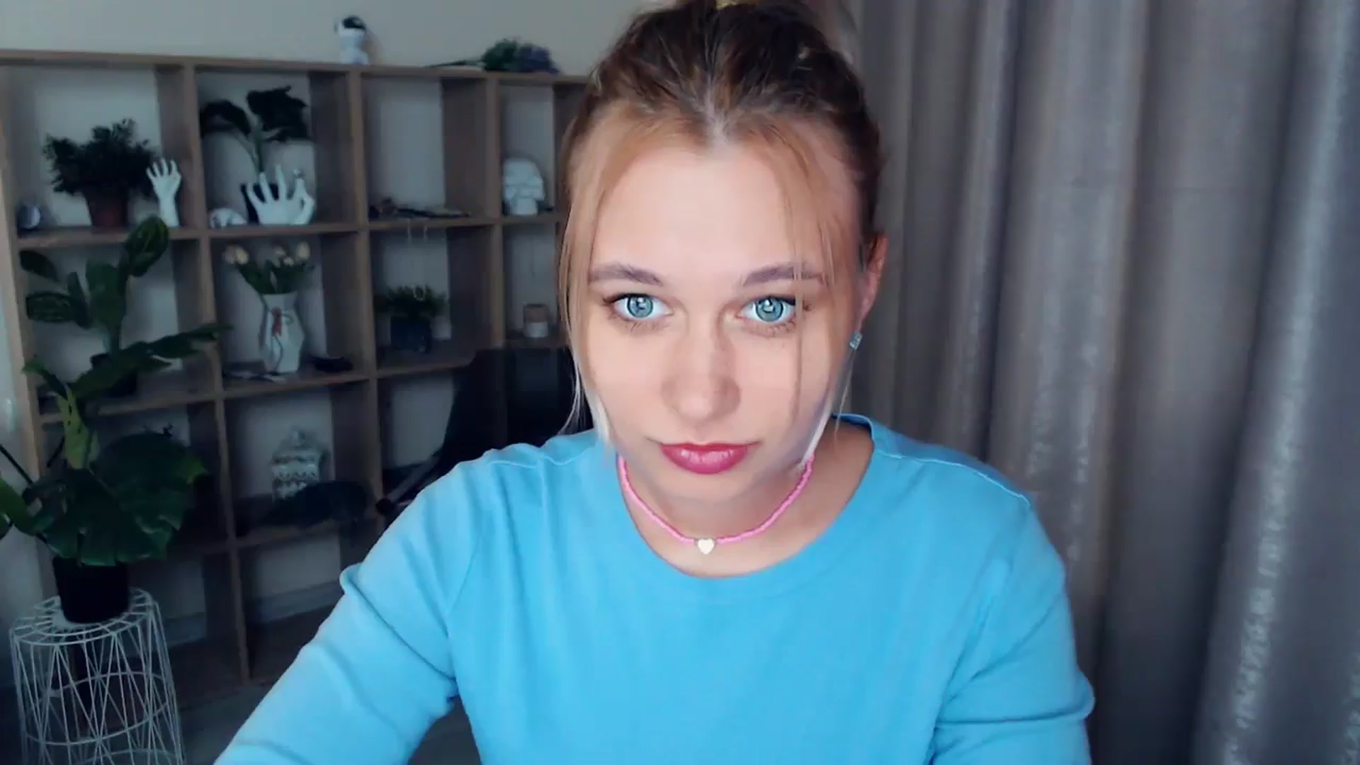 Gallery image thumbnail from Kukla_kolduna's myfreecams stream on, 02/07/2025, 16:18 image 8 of 20