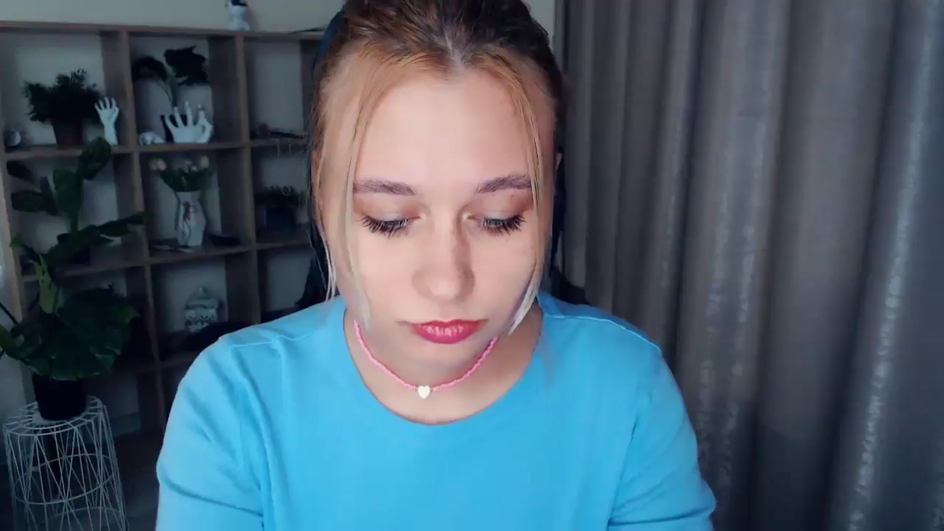 Gallery image thumbnail from Kukla_kolduna's myfreecams stream on, 02/07/2025, 18:17 image 9 of 20