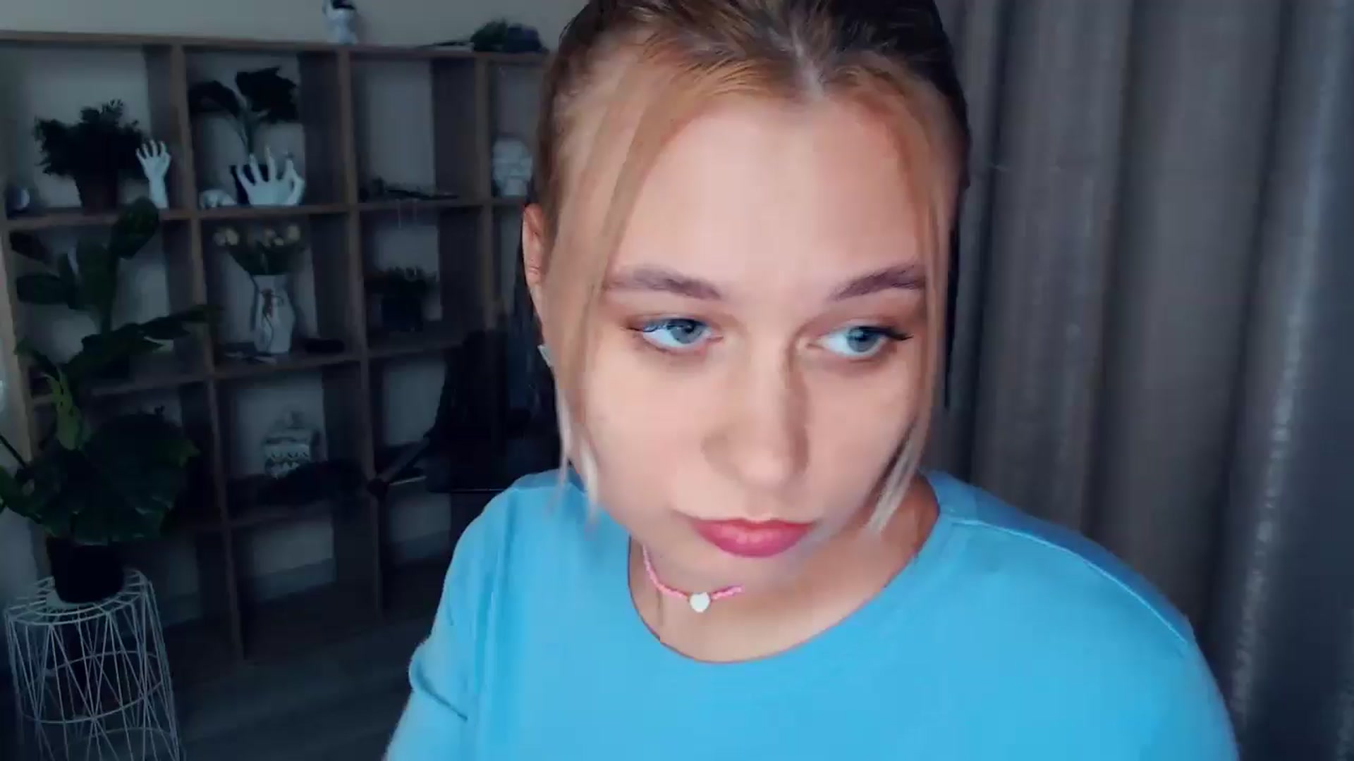 Gallery image thumbnail from Kukla_kolduna's myfreecams stream on, 02/07/2025, 18:17 image 20 of 20
