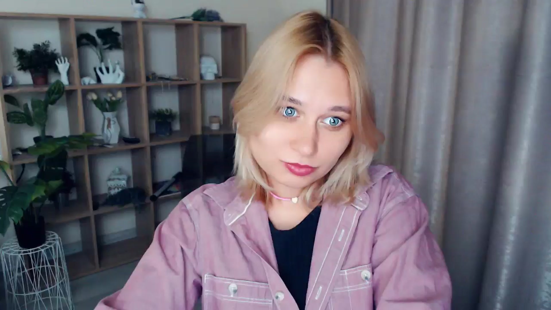 Gallery image thumbnail from Kukla_kolduna's myfreecams stream on, 02/08/2025, 16:20 image 8 of 20