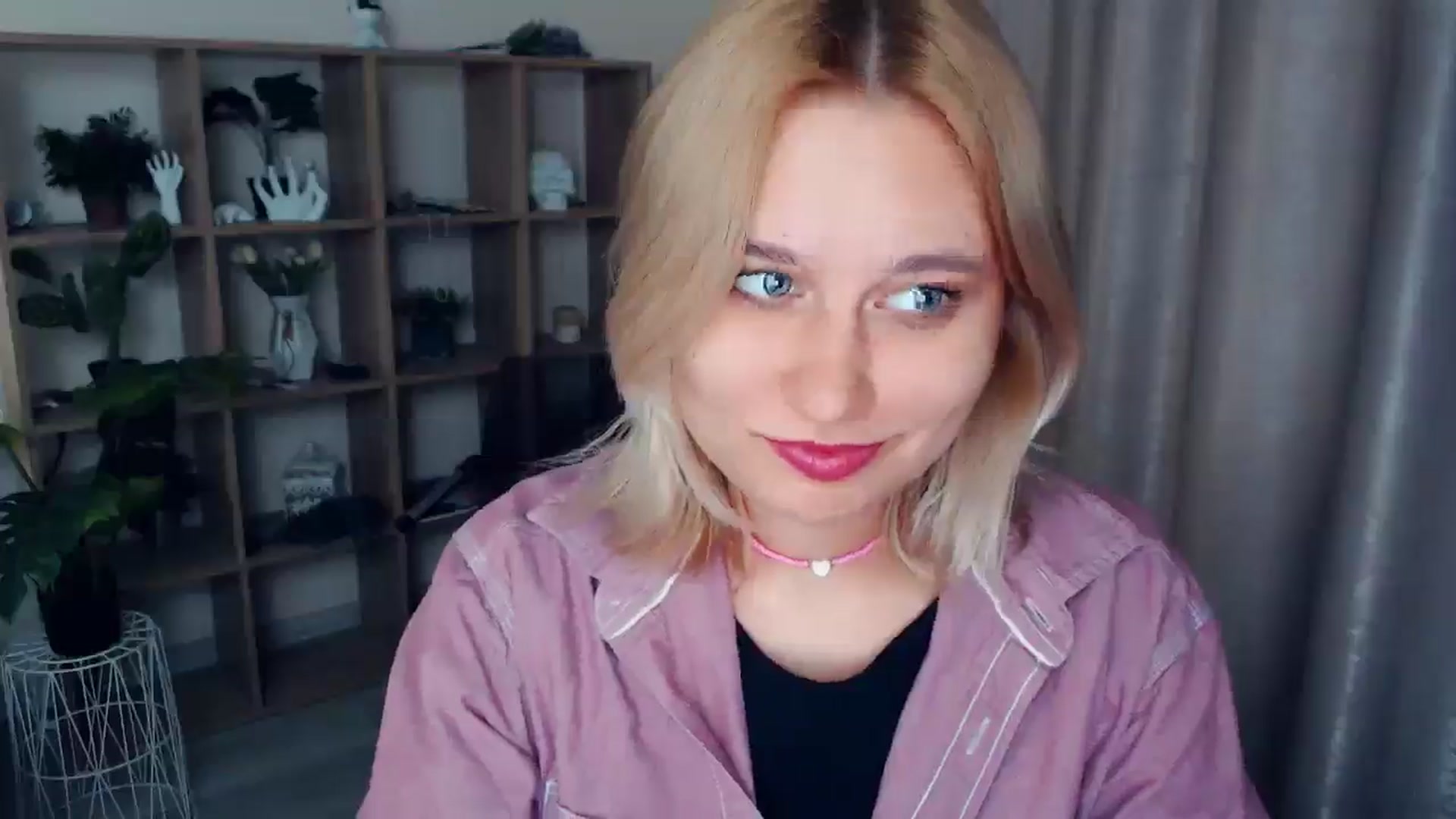 Gallery image thumbnail from Kukla_kolduna's myfreecams stream on, 02/08/2025, 16:20 image 5 of 20