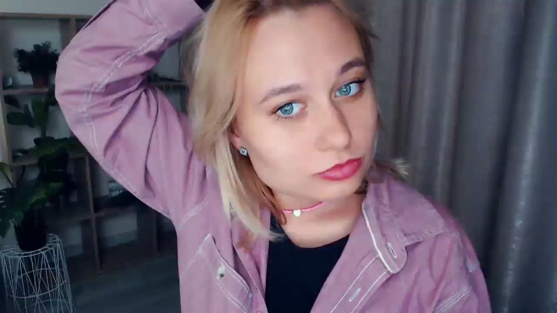 Gallery image thumbnail from Kukla_kolduna's myfreecams stream on, 02/08/2025, 16:20 image 11 of 20