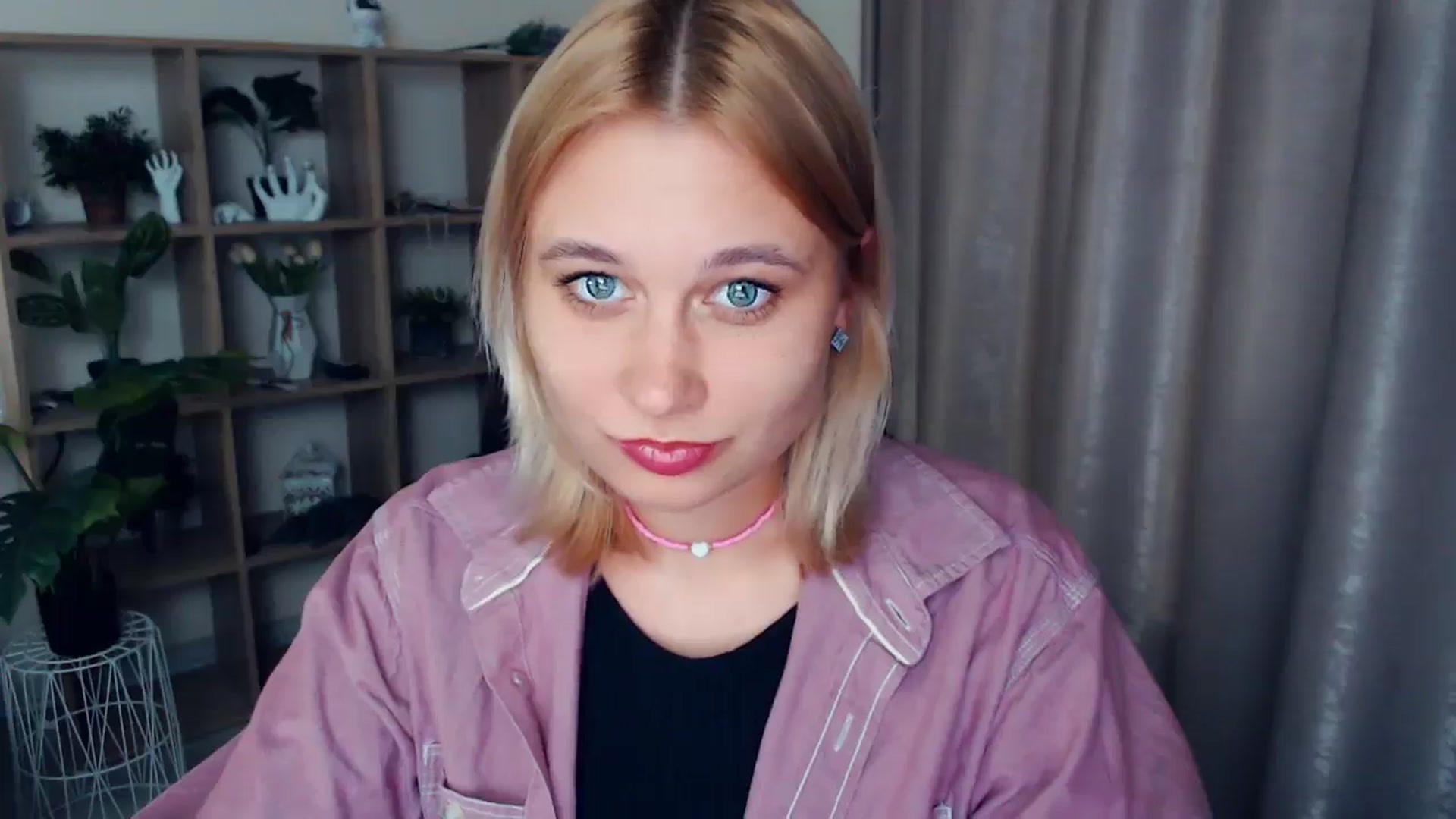 Gallery image thumbnail from Kukla_kolduna's myfreecams stream on, 02/08/2025, 17:19 image 2 of 20