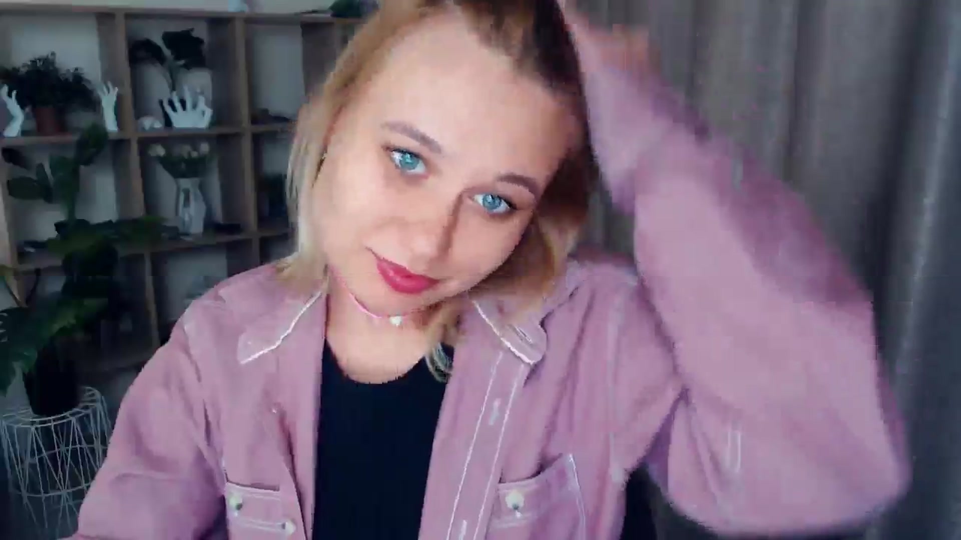 Gallery image thumbnail from Kukla_kolduna's myfreecams stream on, 02/08/2025, 17:19 image 7 of 20