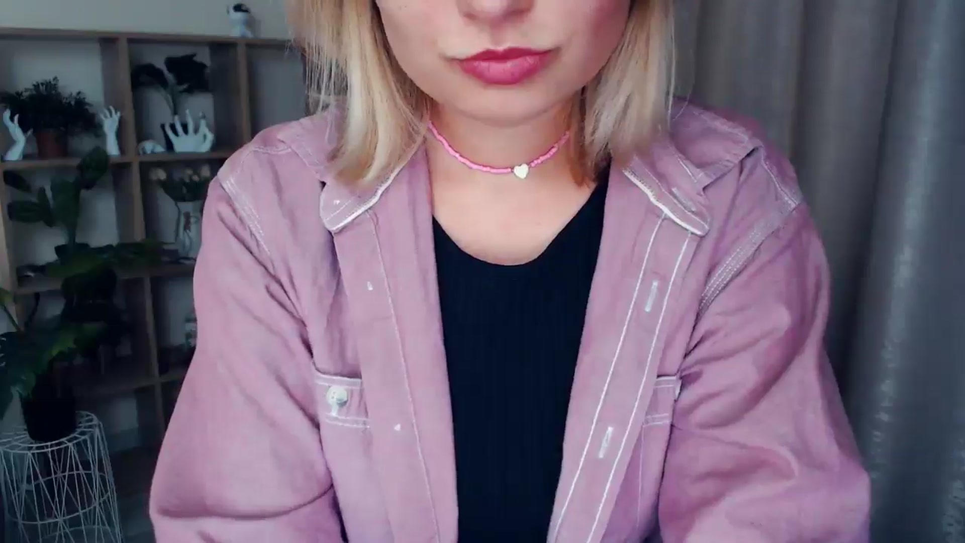 Gallery image thumbnail from Kukla_kolduna's myfreecams stream on, 02/08/2025, 18:36 image 7 of 20