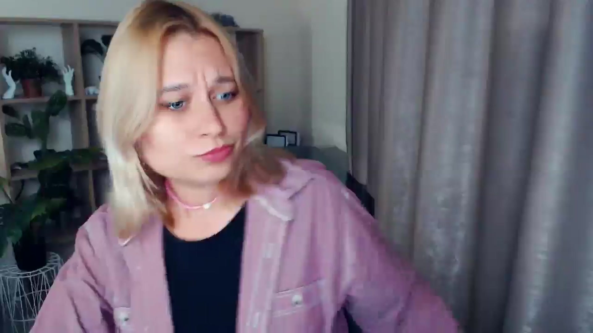 Gallery image thumbnail from Kukla_kolduna's myfreecams stream on, 02/08/2025, 18:36 image 16 of 20