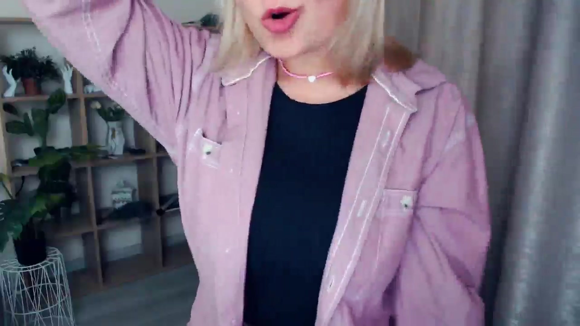 Gallery image thumbnail from Kukla_kolduna's myfreecams stream on, 02/08/2025, 18:36 image 6 of 20