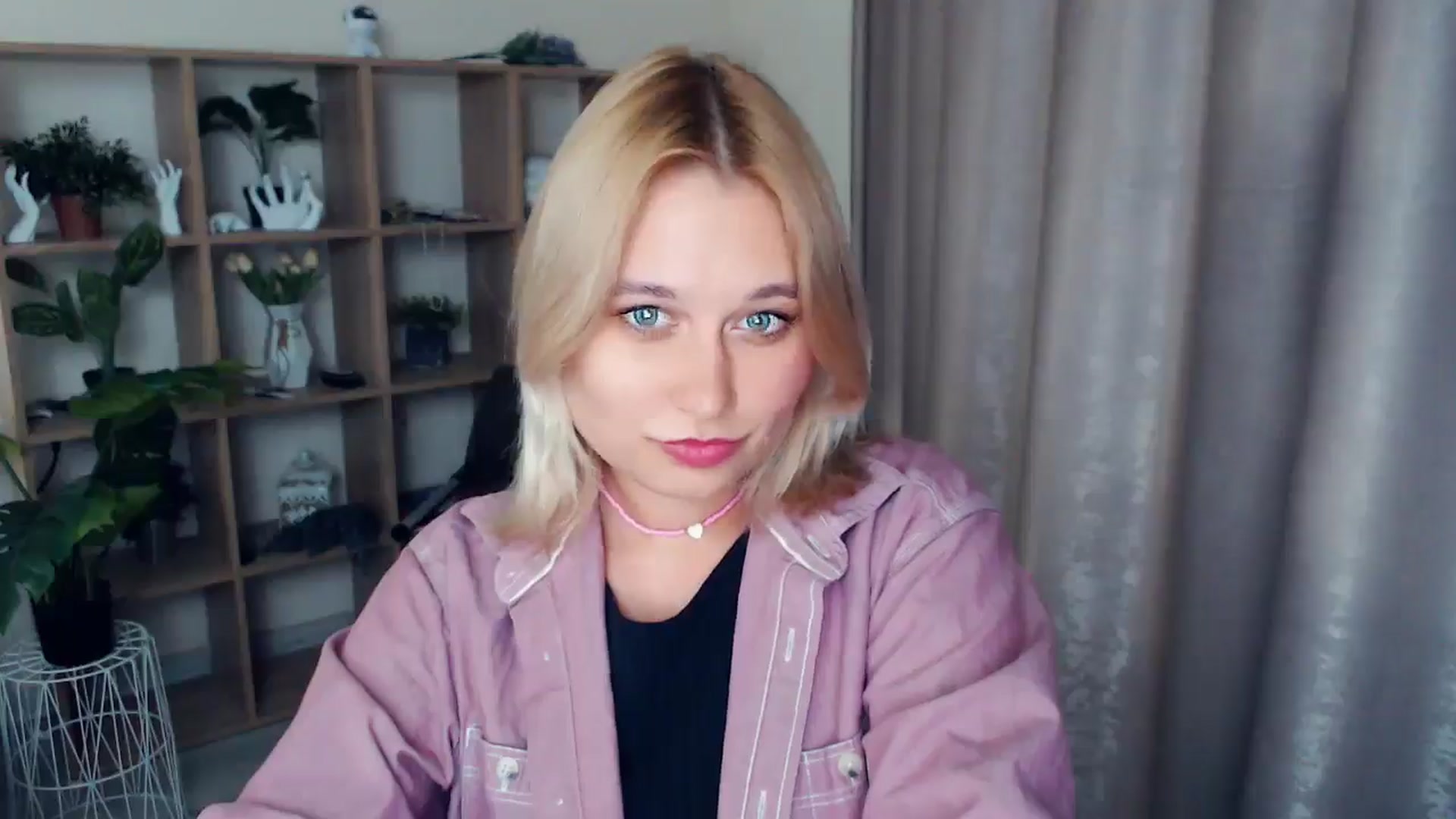 Gallery image thumbnail from Kukla_kolduna's myfreecams stream on, 02/08/2025, 18:36 image 11 of 20