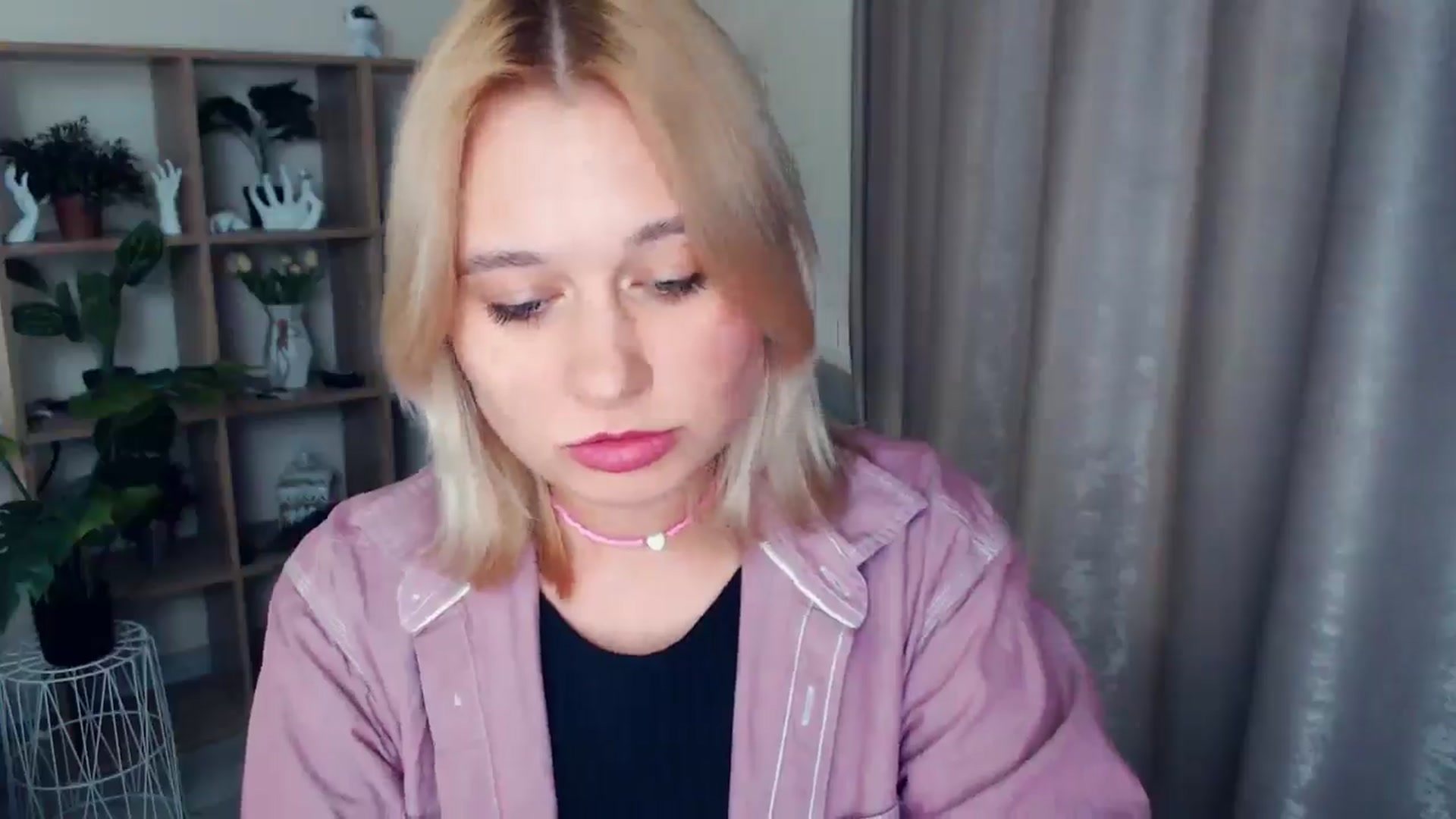 Gallery image thumbnail from Kukla_kolduna's myfreecams stream on, 02/08/2025, 18:36 image 15 of 20