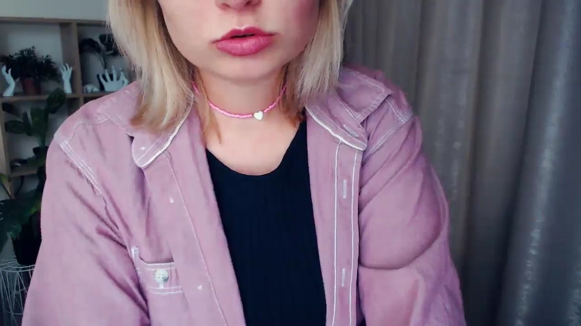 Gallery image thumbnail from Kukla_kolduna's myfreecams stream on, 02/08/2025, 18:36 image 9 of 20