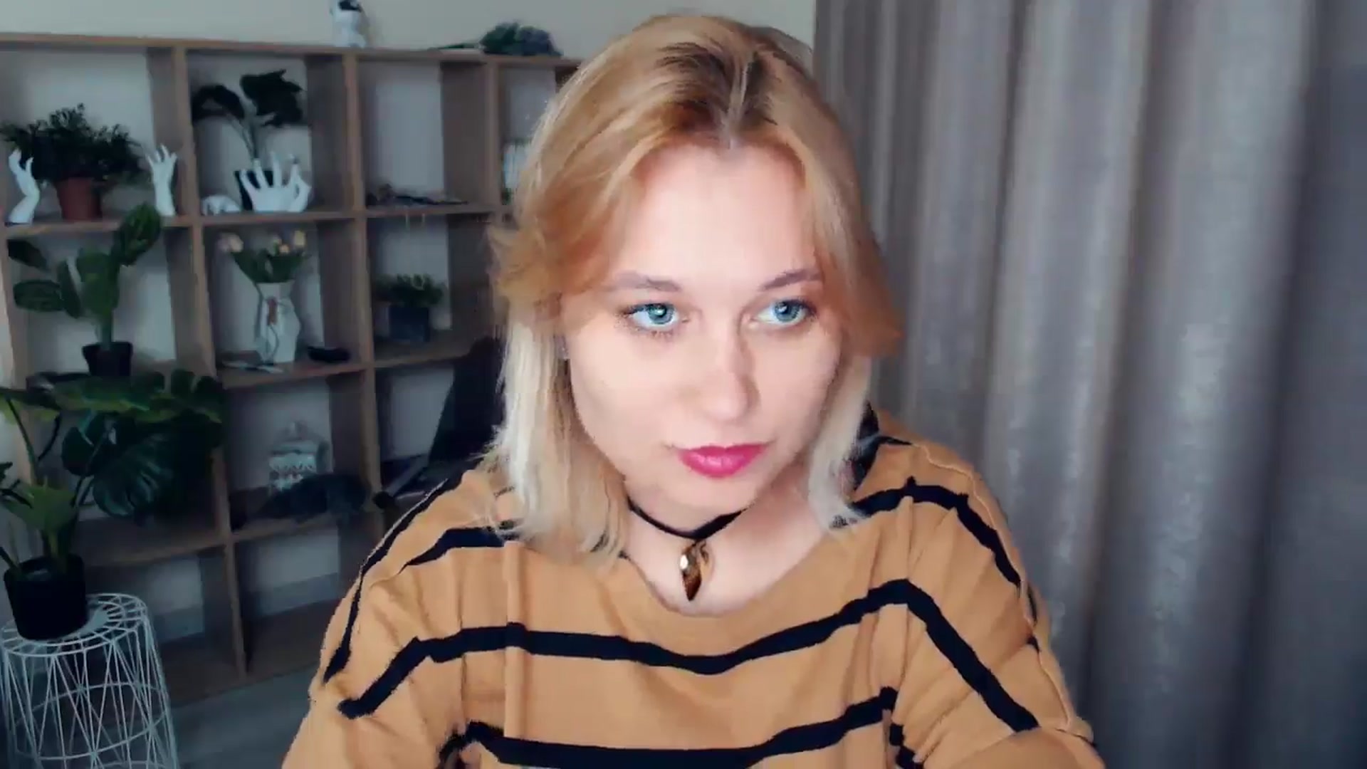Gallery image thumbnail from Kukla_kolduna's myfreecams stream on, 02/09/2025, 16:20 image 15 of 20