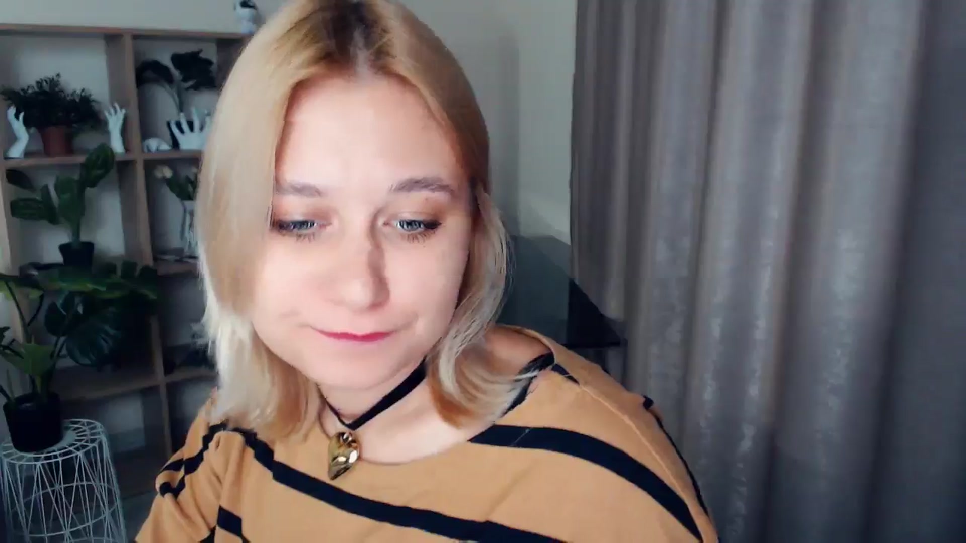 Gallery image thumbnail from Kukla_kolduna's myfreecams stream on, 02/09/2025, 16:58 image 4 of 20