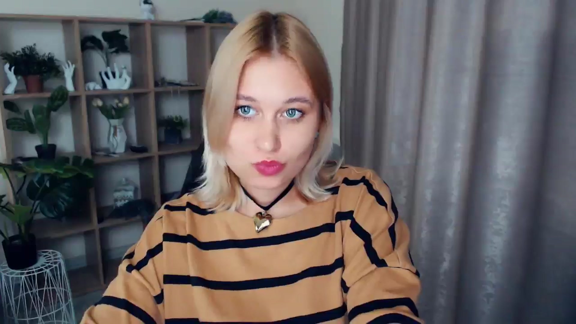 Gallery image thumbnail from Kukla_kolduna's myfreecams stream on, 02/09/2025, 16:58 image 20 of 20
