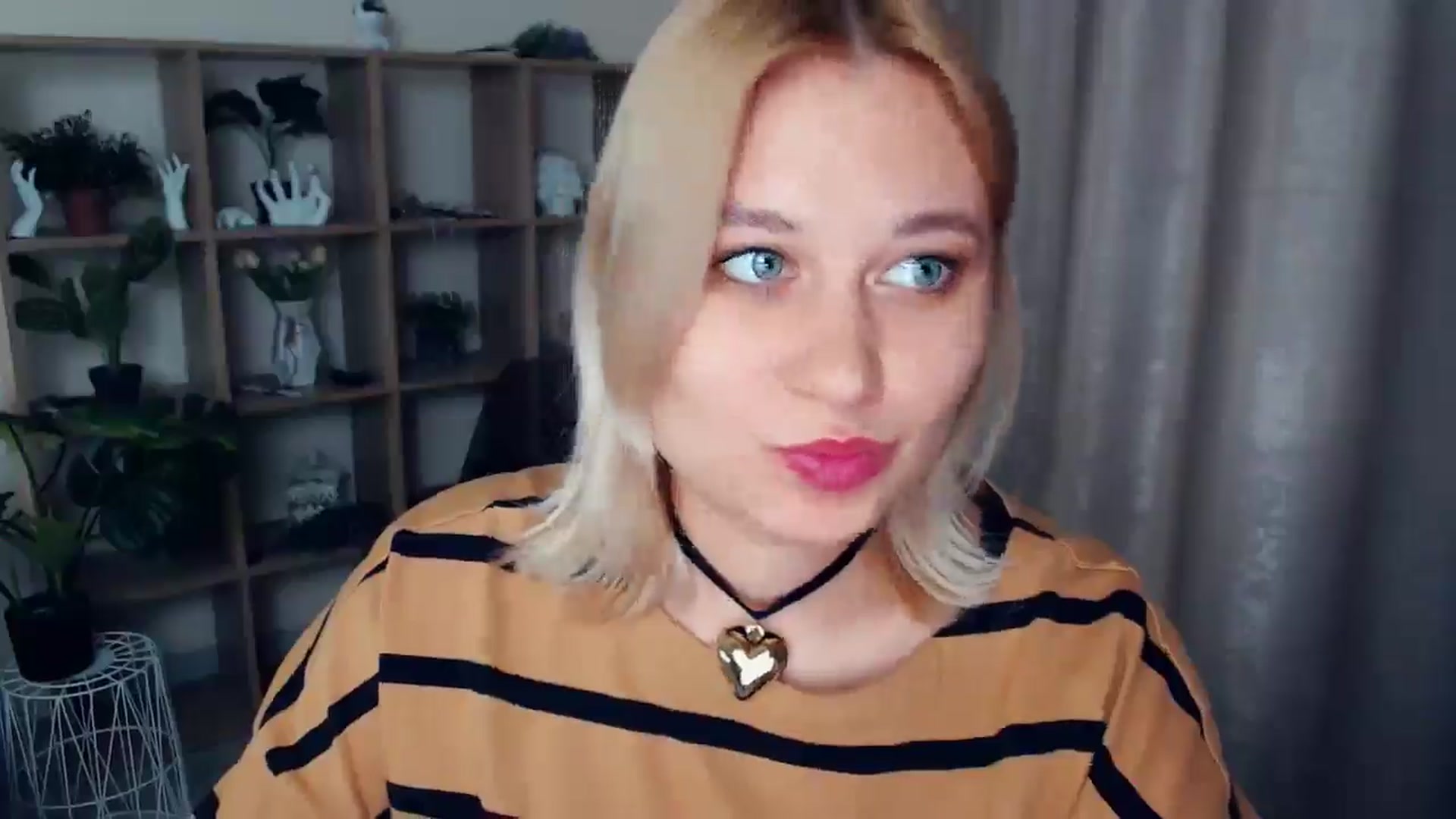 Gallery image thumbnail from Kukla_kolduna's myfreecams stream on, 02/09/2025, 16:58 image 16 of 20