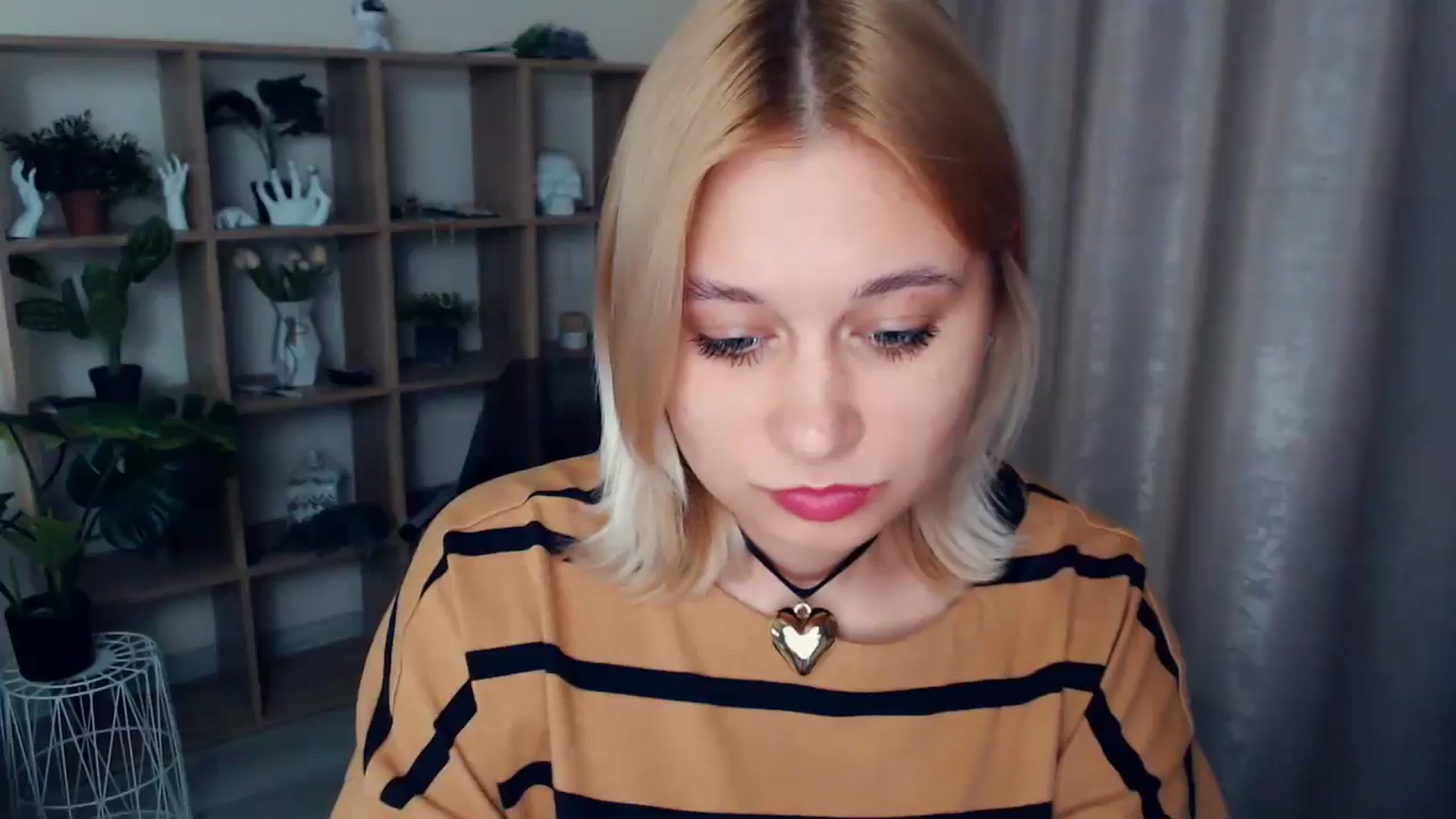 Gallery image thumbnail from Kukla_kolduna's myfreecams stream on, 02/09/2025, 16:58 image 17 of 20