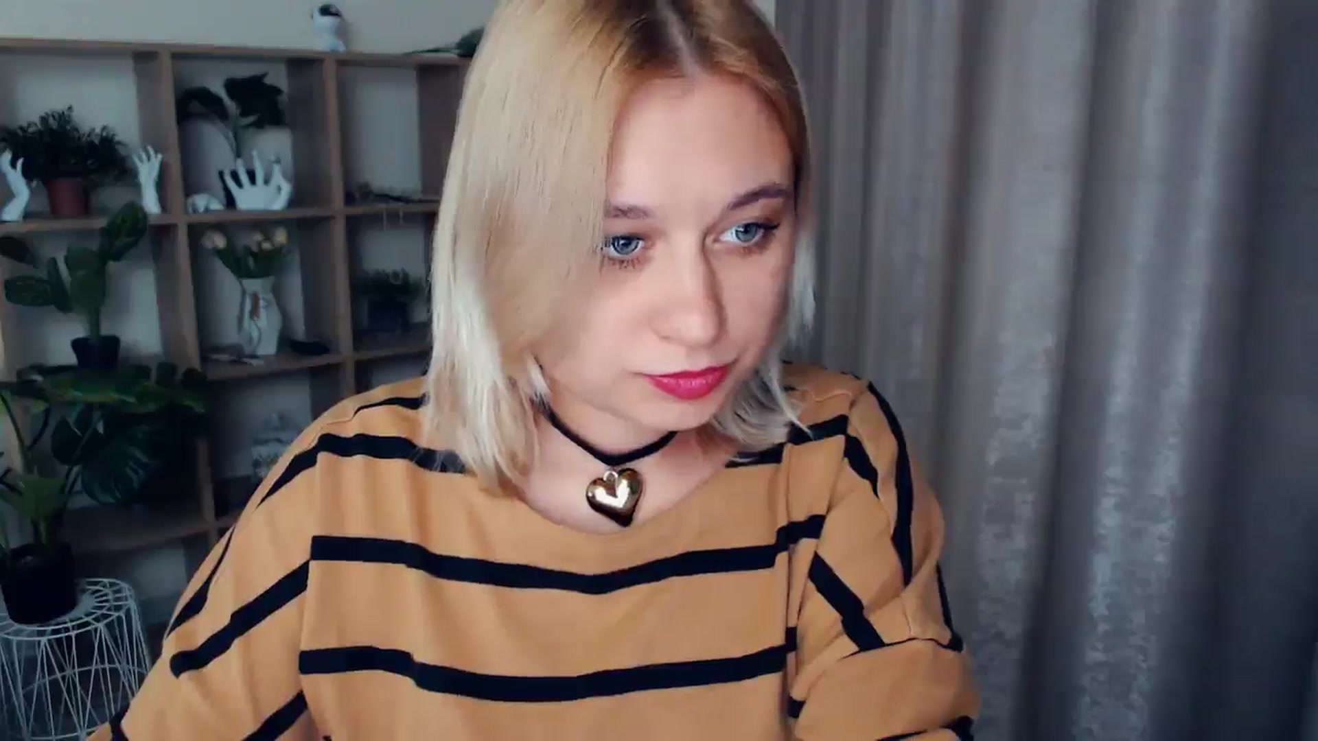 Gallery image thumbnail from Kukla_kolduna's myfreecams stream on, 02/09/2025, 18:03 image 18 of 20