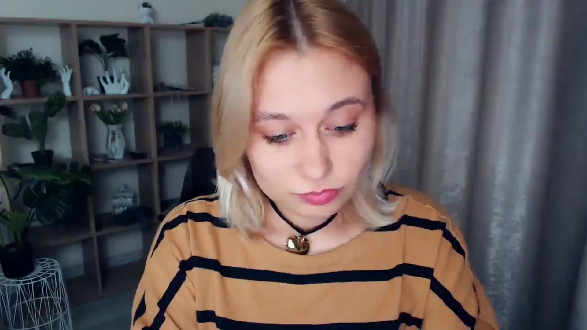 Gallery image thumbnail from Kukla_kolduna's myfreecams stream on, 02/09/2025, 18:03 image 2 of 20