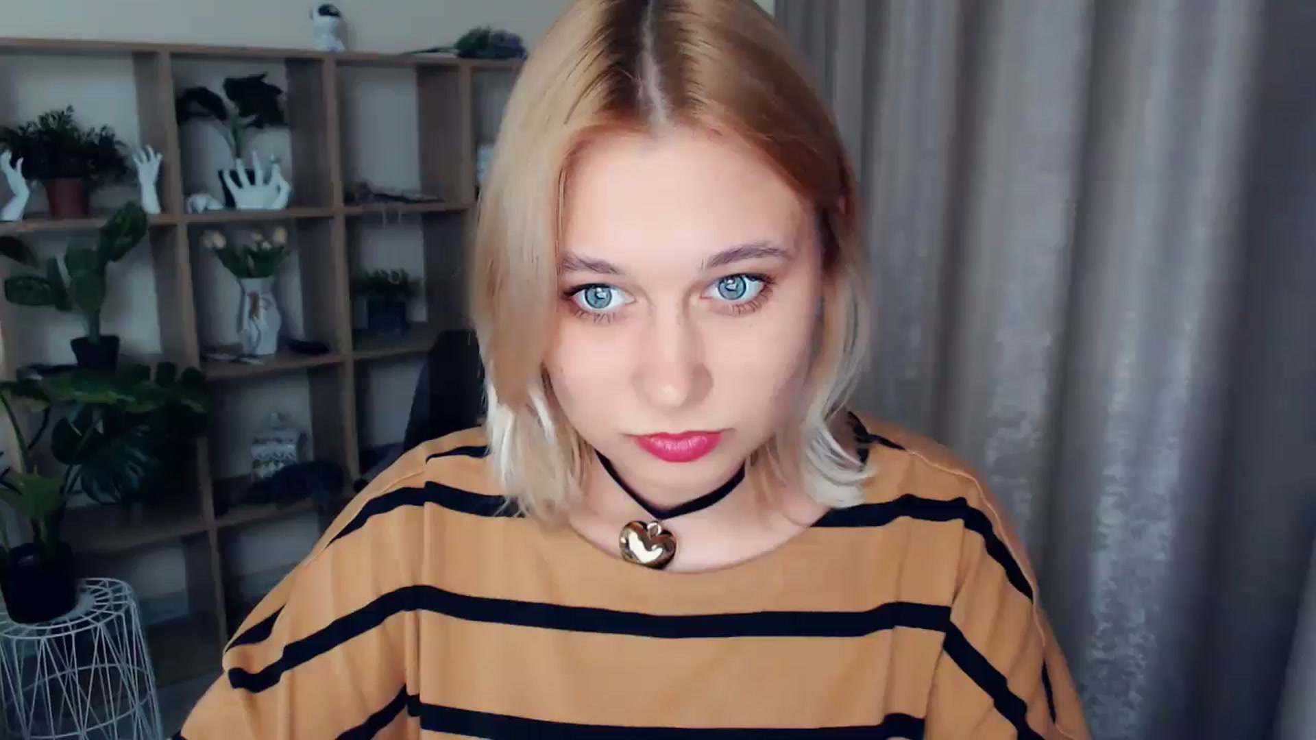 Gallery image thumbnail from Kukla_kolduna's myfreecams stream on, 02/09/2025, 18:03 image 16 of 20