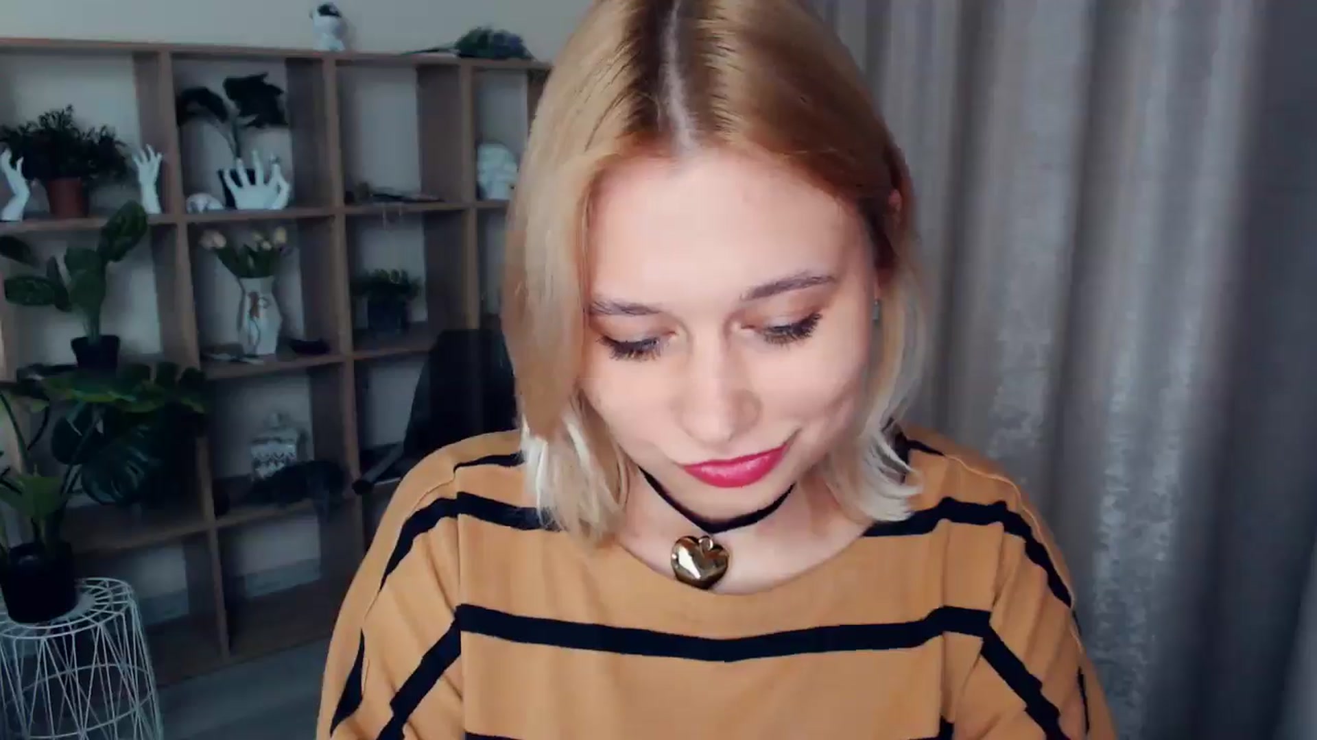 Gallery image thumbnail from Kukla_kolduna's myfreecams stream on, 02/09/2025, 18:03 image 14 of 20