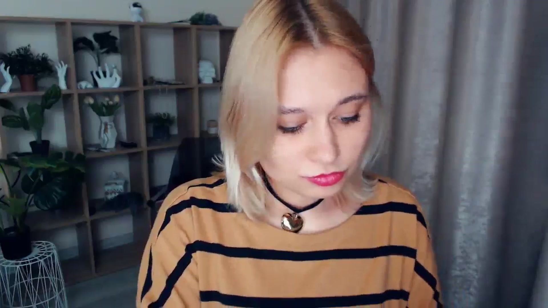 Gallery image thumbnail from Kukla_kolduna's myfreecams stream on, 02/09/2025, 18:03 image 8 of 20