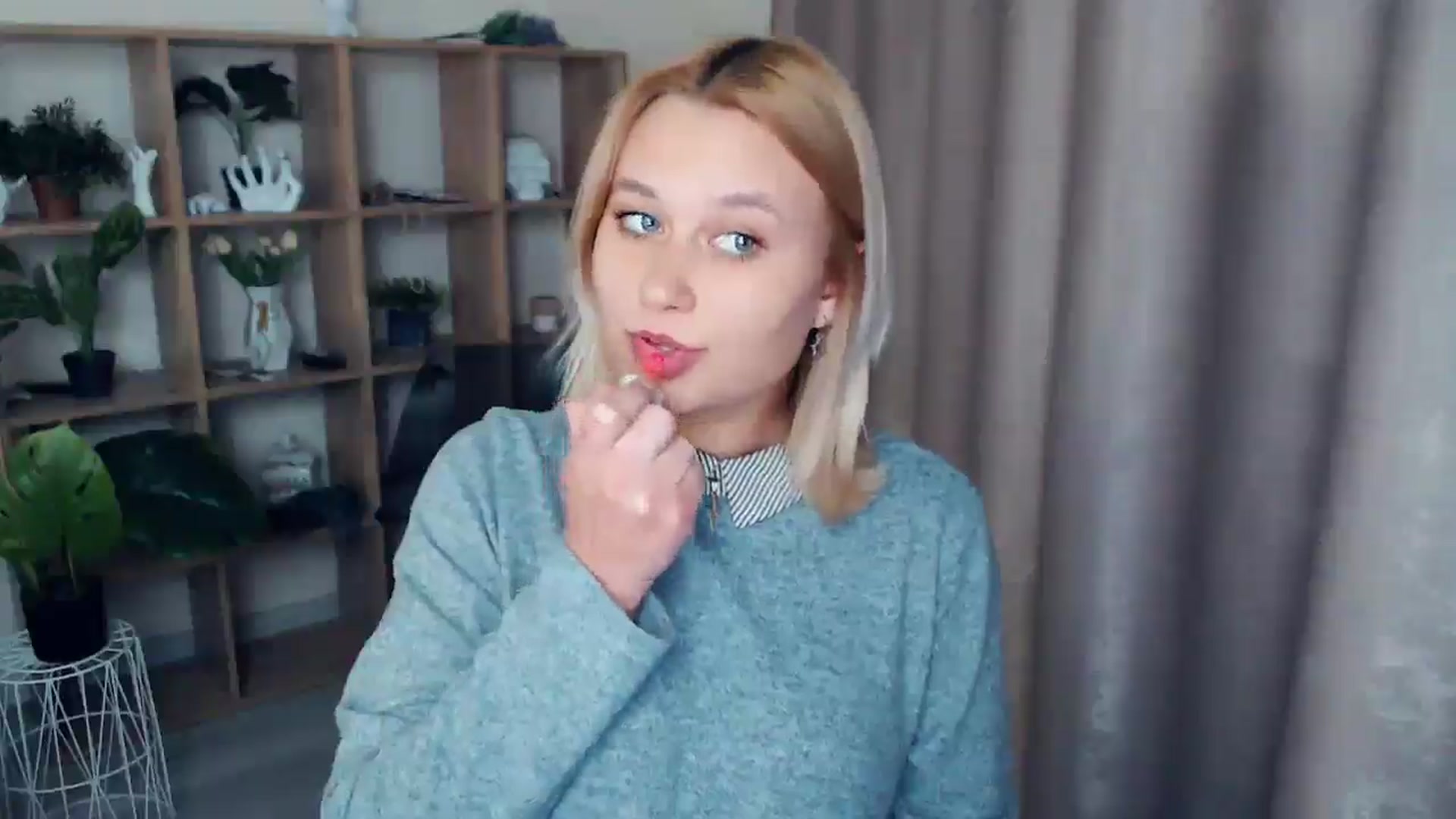 Gallery image thumbnail from Kukla_kolduna's myfreecams stream on, 02/13/2025, 18:26 image 14 of 20