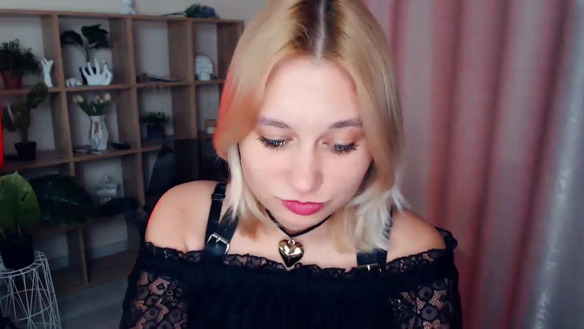 Gallery image thumbnail from Kukla_kolduna's myfreecams stream on, 02/14/2025, 15:15 image 14 of 20